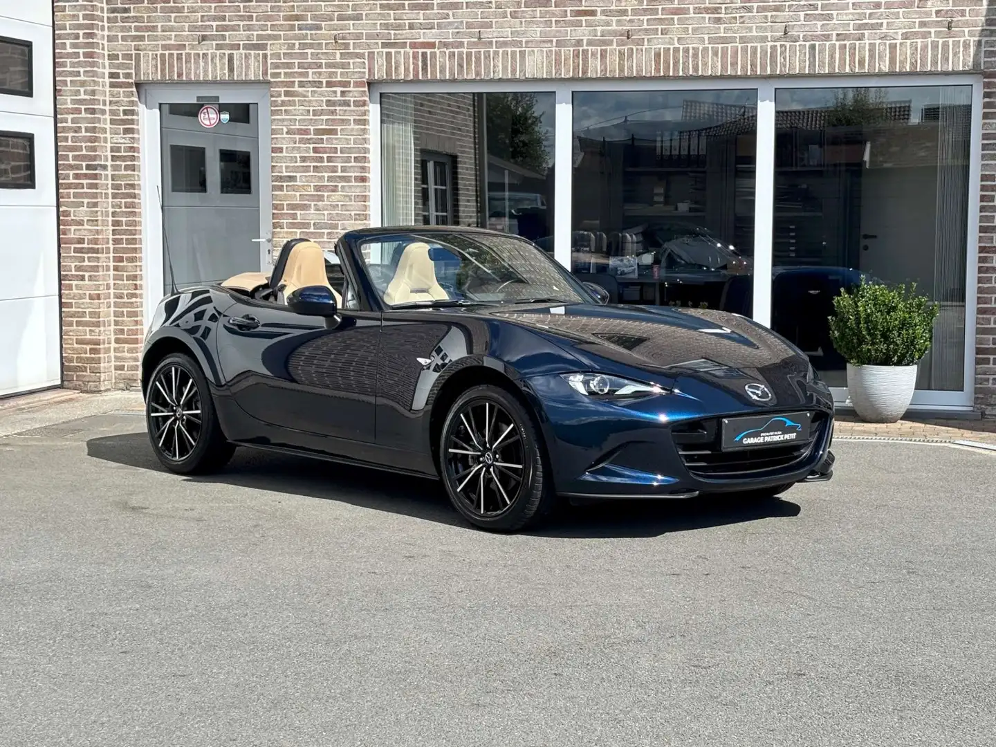 Mazda MX-5 MX-5 2.0 ND KAZARI / Model 2024 / 14000km Bleu - 1