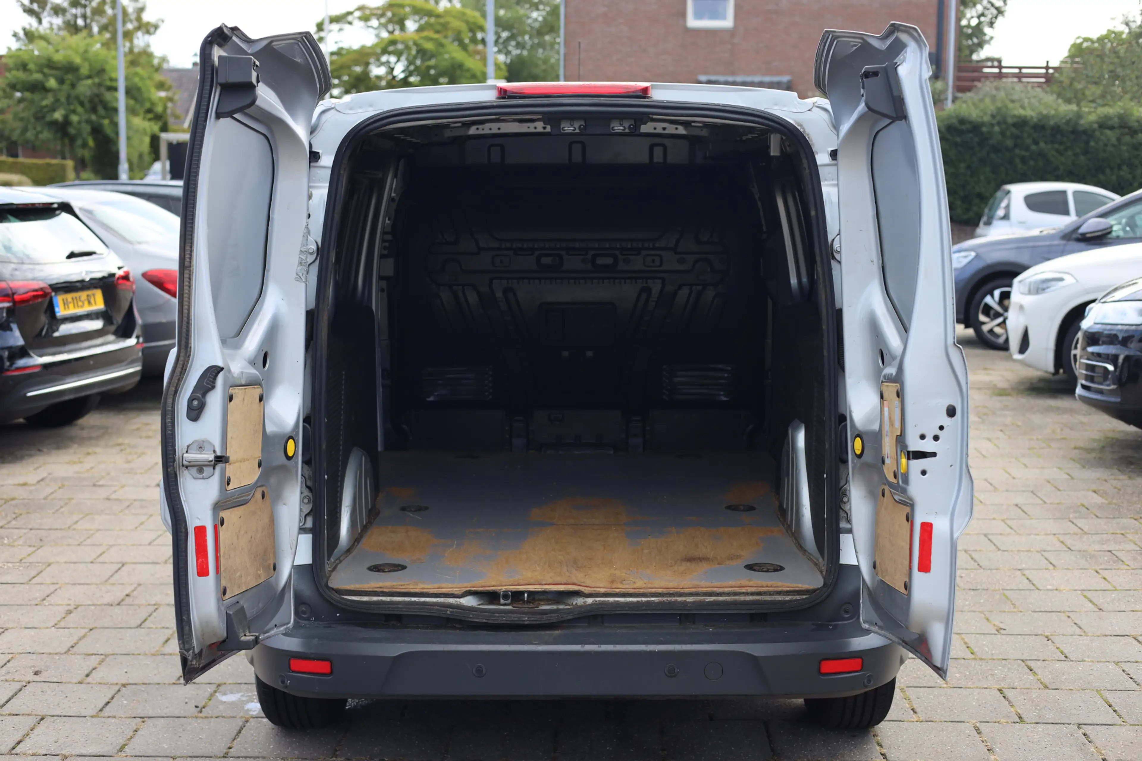 Ford Transit Connect 1.5 TDCI L2 TREND I AIRCO I 1e EIG! — photo 6