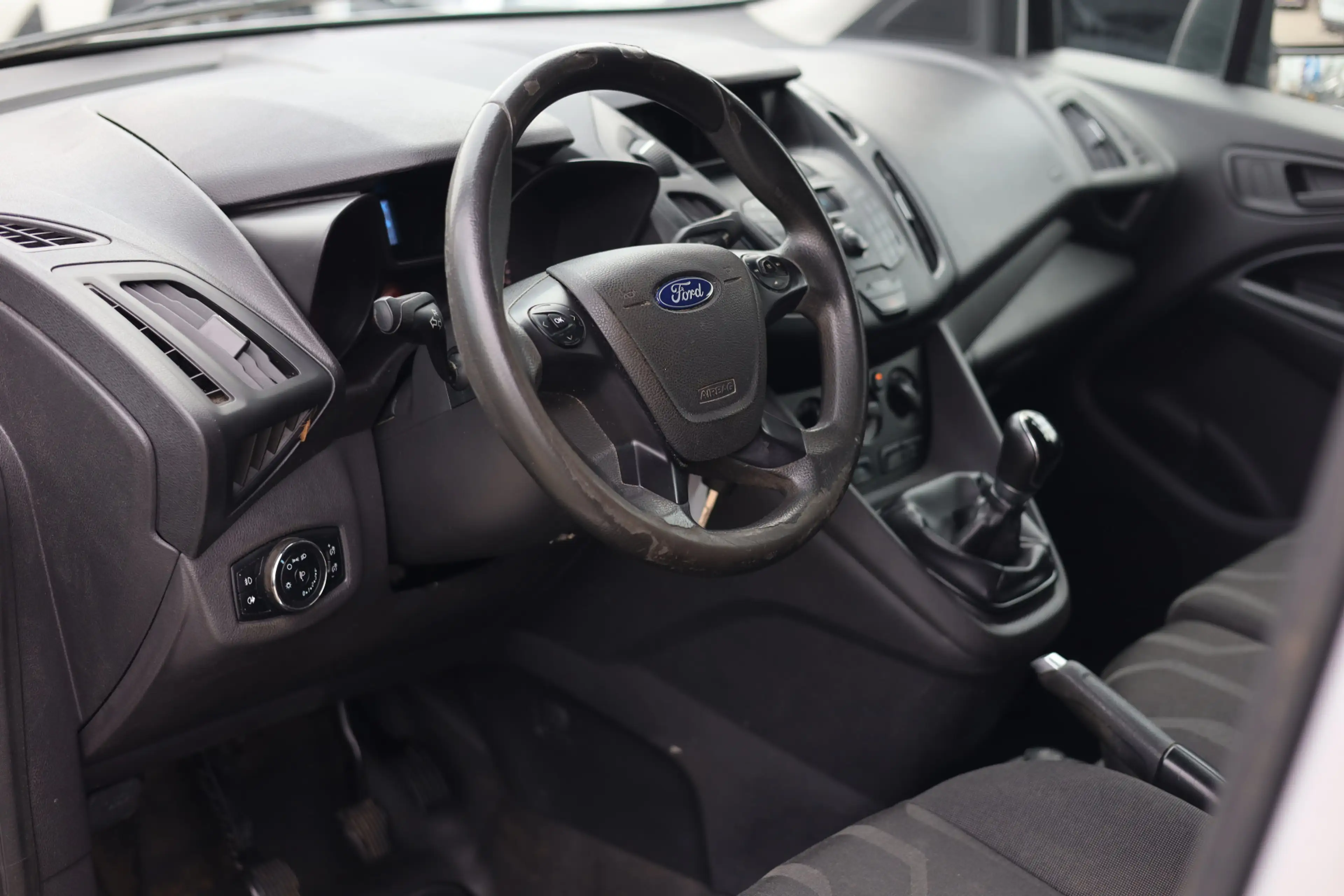 Ford Transit Connect 1.5 TDCI L2 TREND I AIRCO I 1e EIG! — photo 3