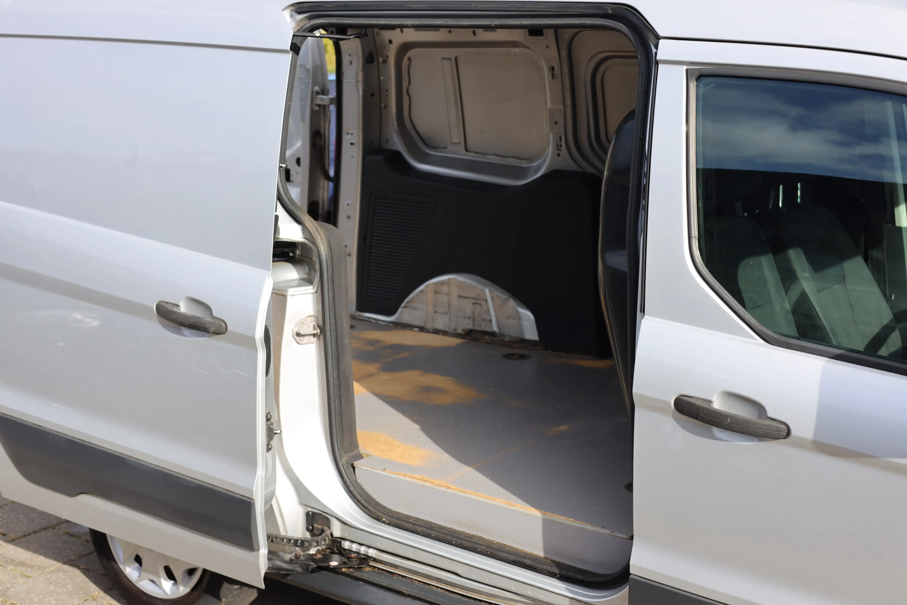 Ford Transit Connect 1.5 TDCI L2 TREND I AIRCO I 1e EIG! — photo 7