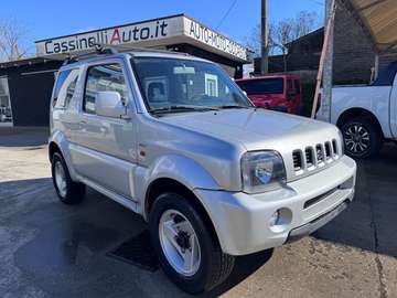 1.3i 16V 4WD JLX Special*PROMO*!!!
