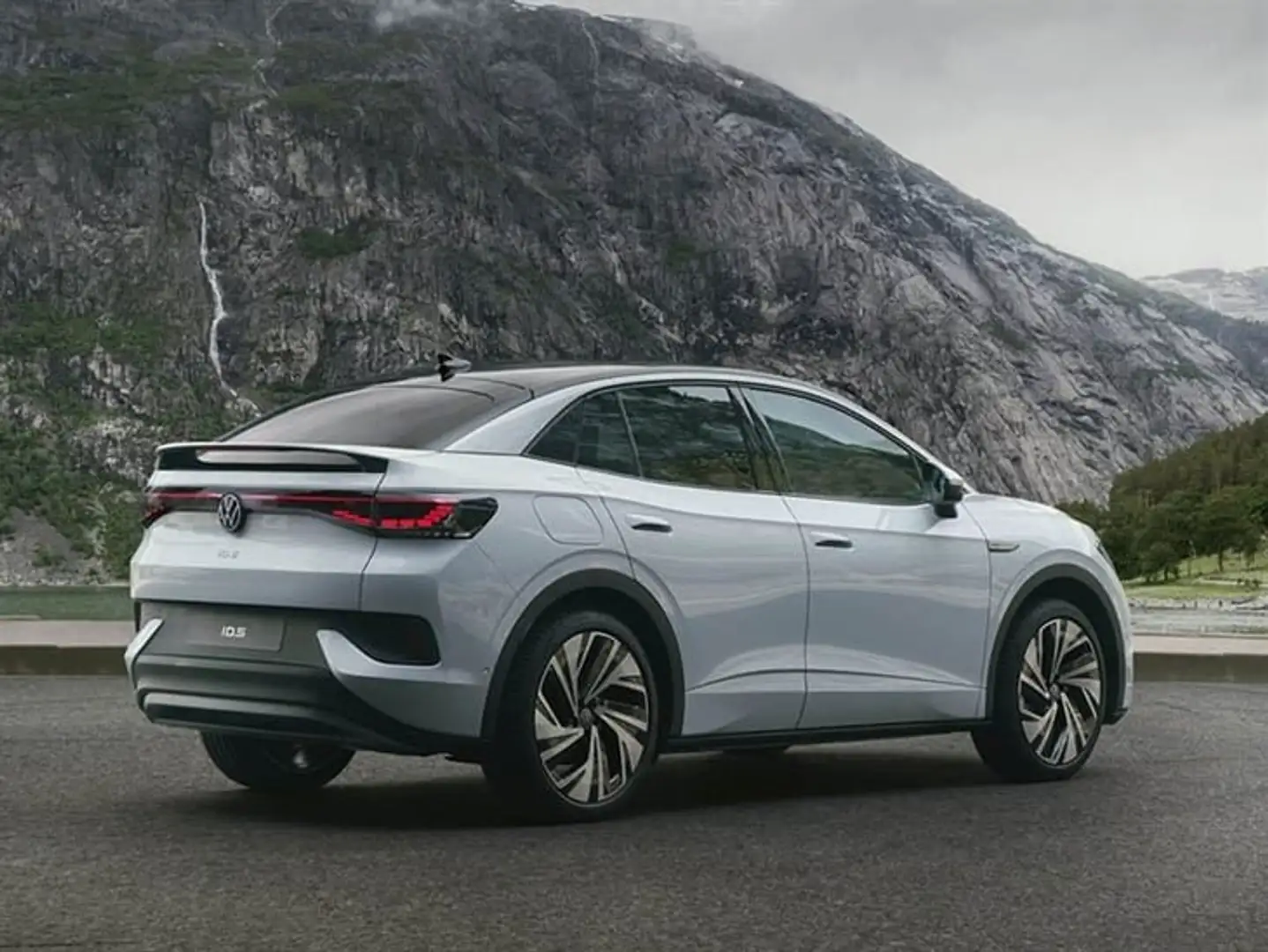 Volkswagen ID.5 ID.5 77 kWh Pro Performance 204cv Bianco - 2