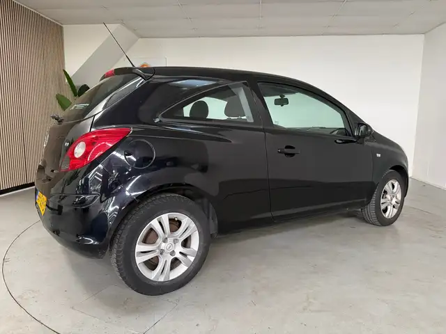 Opel Corsa view 7