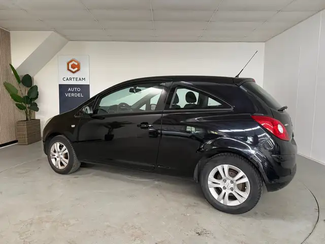 Opel Corsa view 2