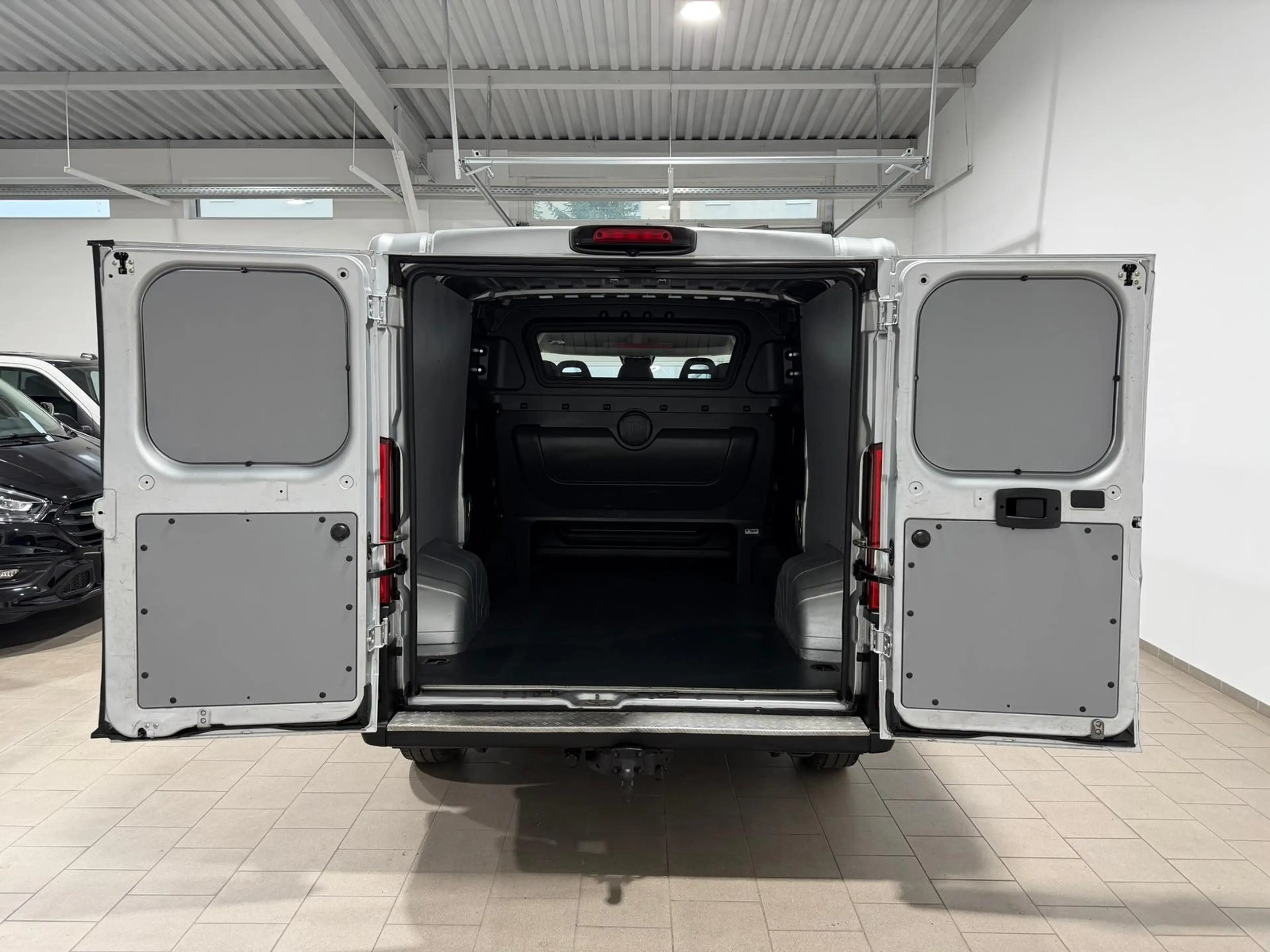 Fiat Ducato 35,Kasten-Doka(5-Si.),L2H1,Klima,PDC,AHK — photo 6