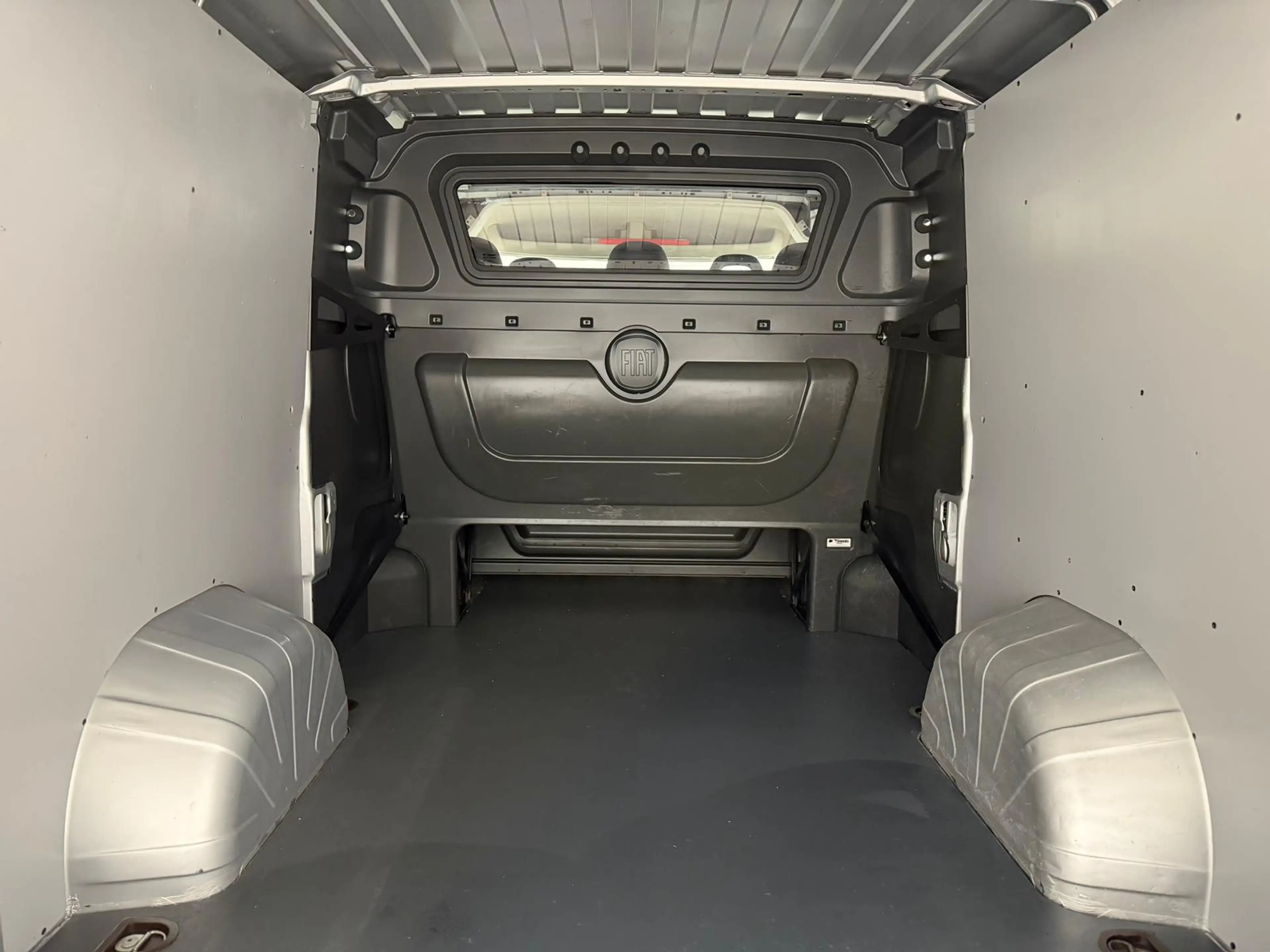 Fiat Ducato 35,Kasten-Doka(5-Si.),L2H1,Klima,PDC,AHK — photo 7