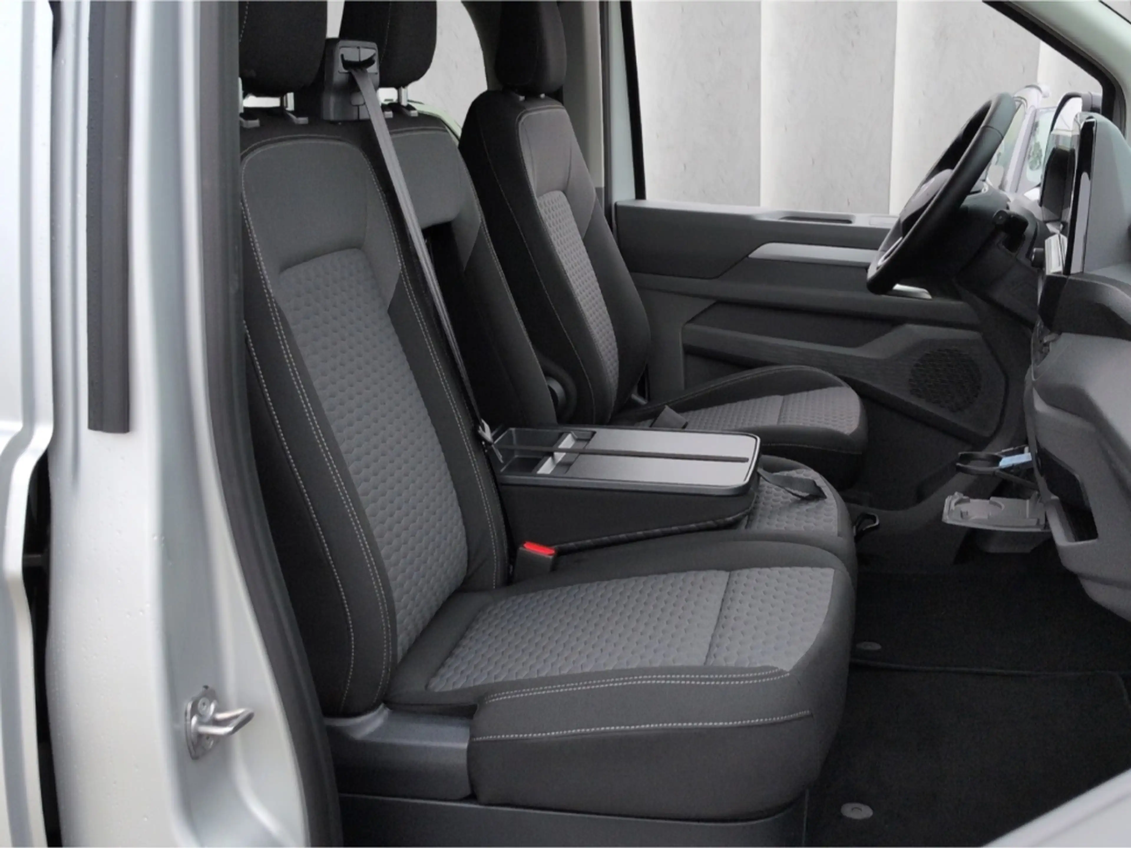 Volkswagen T7 Caravelle LR Life 9Sitze TDI*Autom Temp R-Kam — photo 8