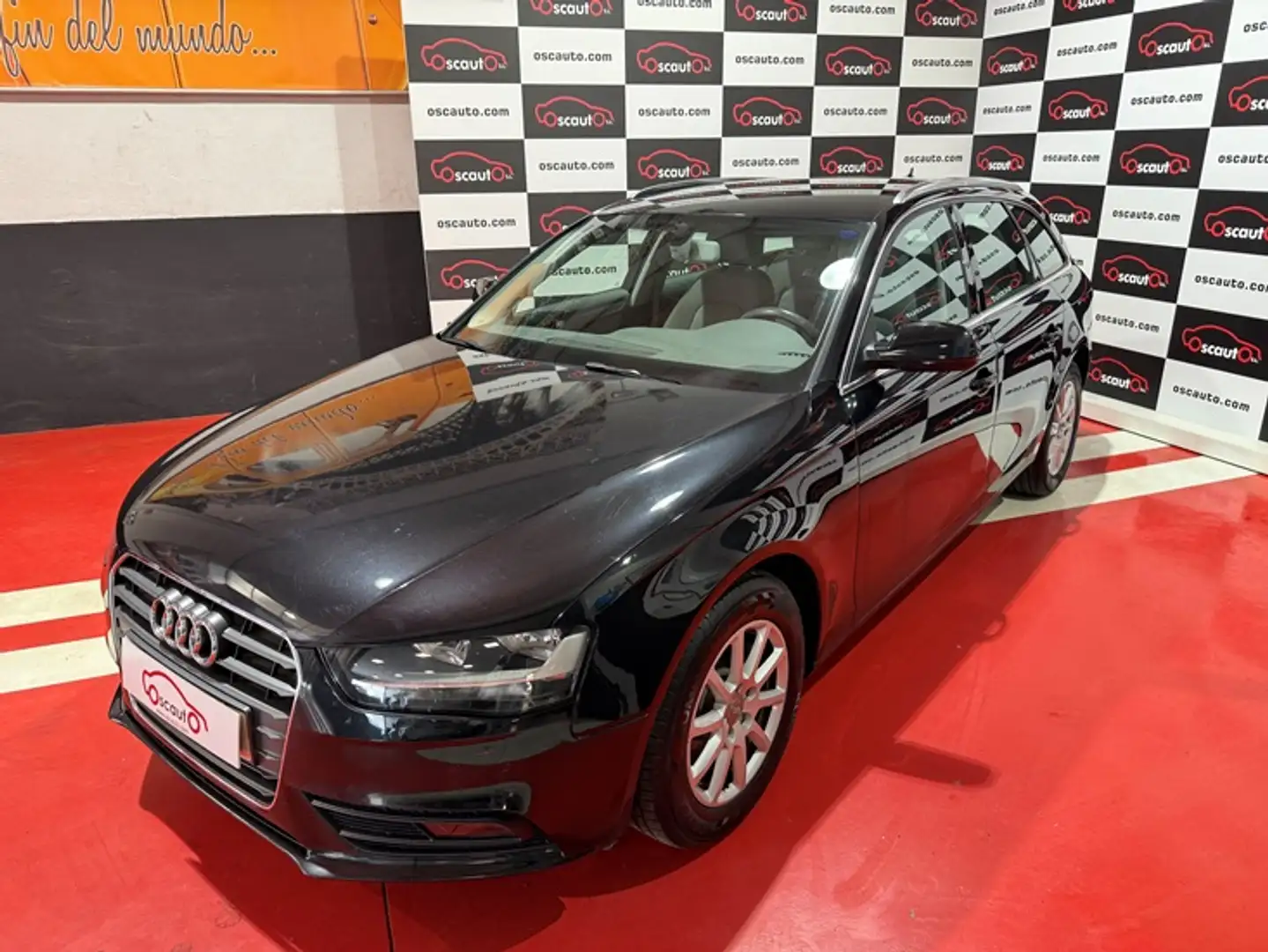 Audi A4 Avant 2.0TDI Multitronic DPF 143 Noir - 1