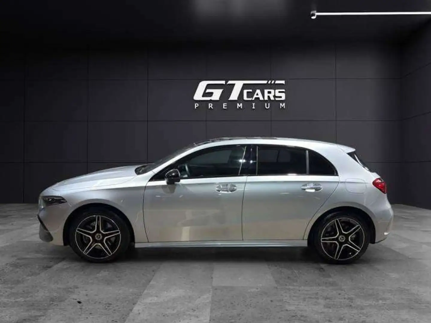 Mercedes-Benz A 250 250e AMG Plateado - 2
