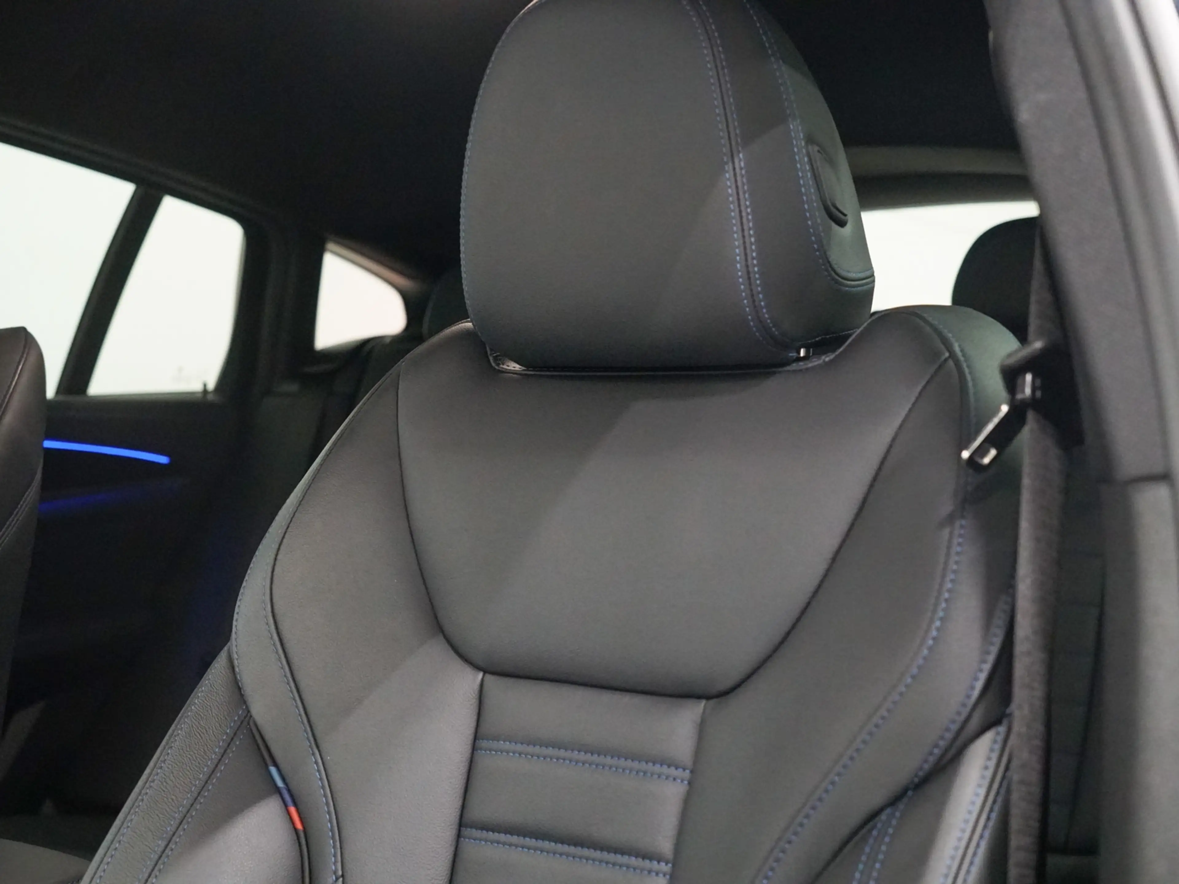 BMW X4 xDrive20i M-Sport | Elektr. Trekhaak | 20" — photo 25