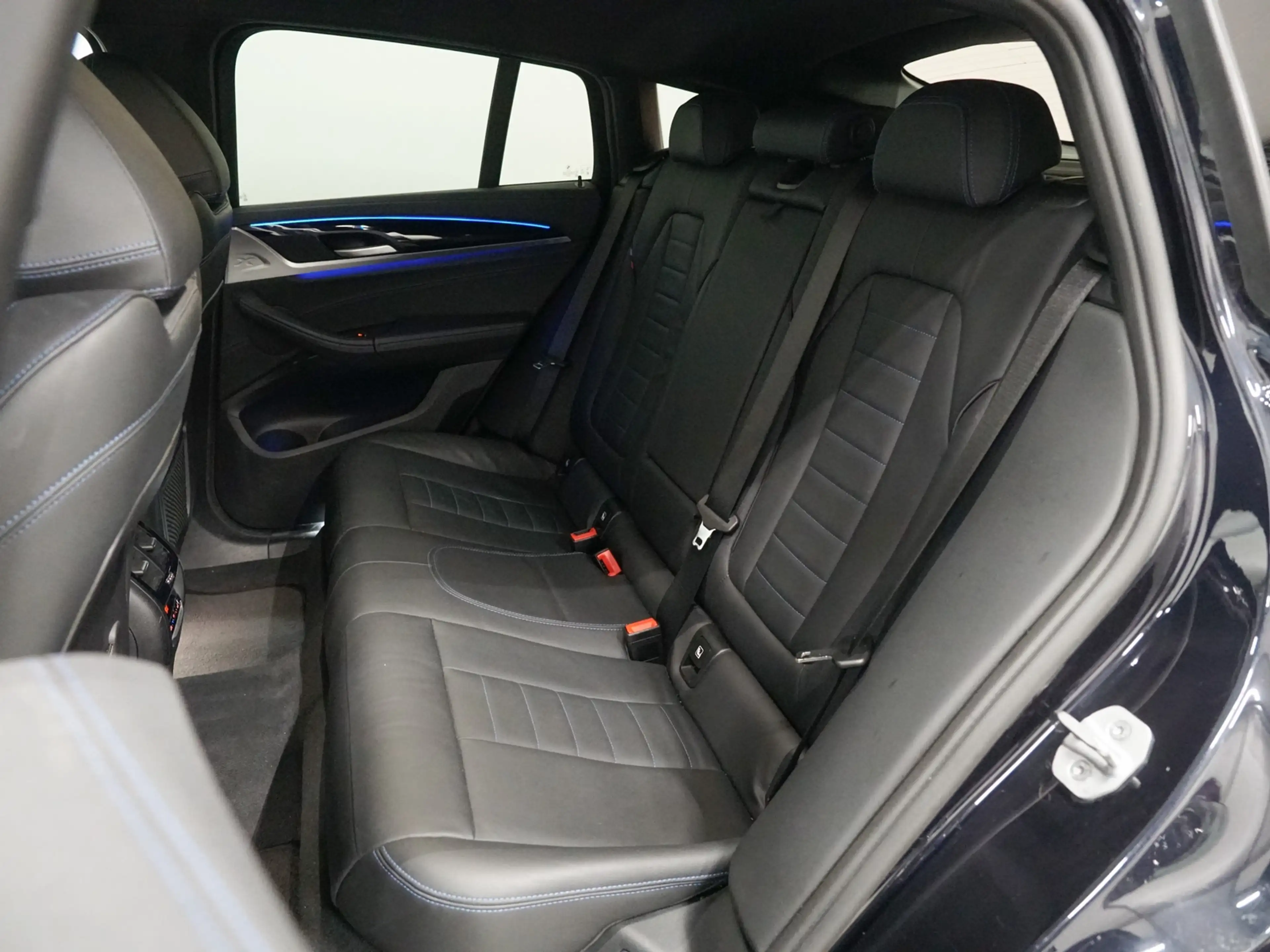 BMW X4 xDrive20i M-Sport | Elektr. Trekhaak | 20" — photo 31