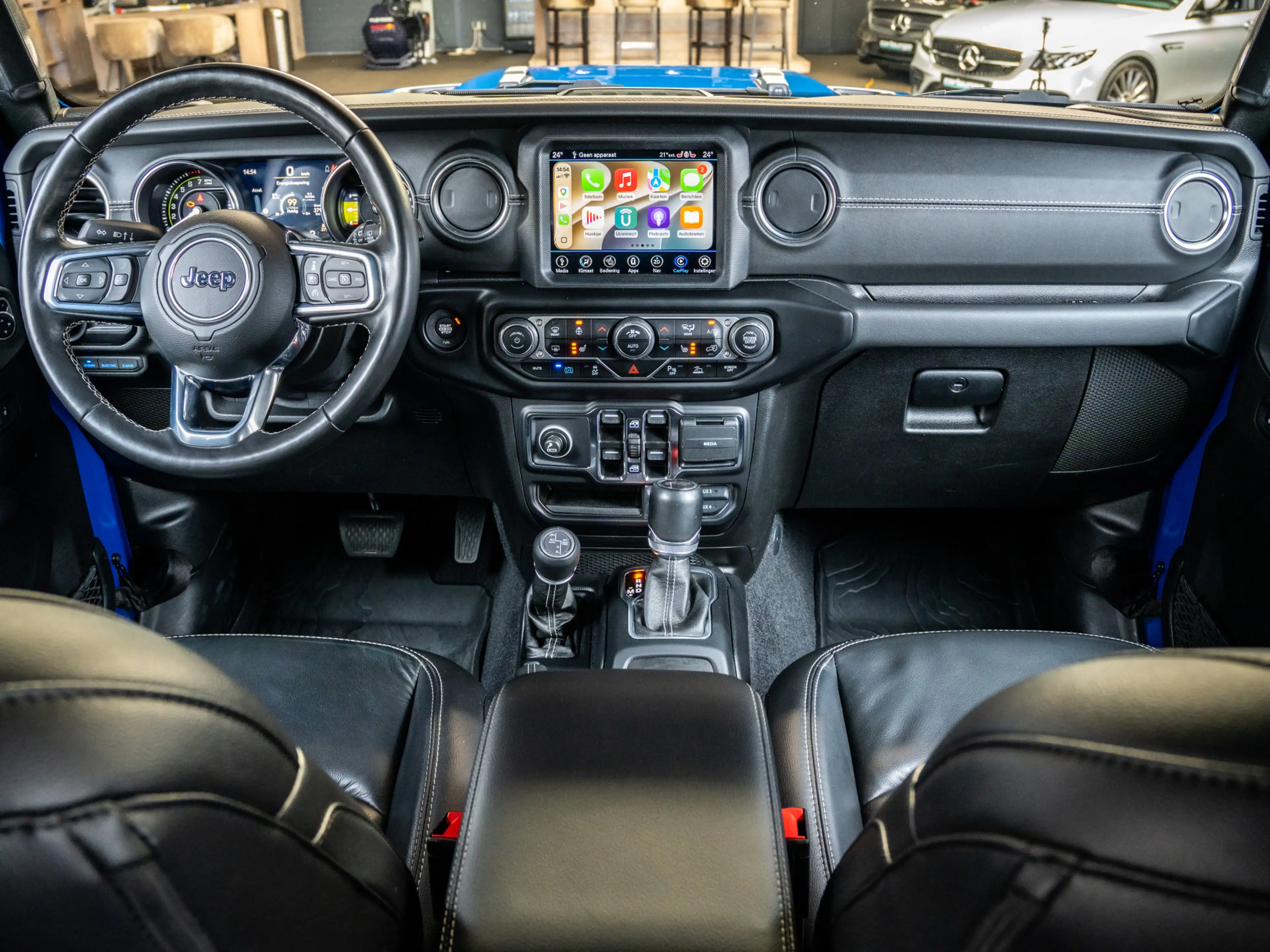 Jeep Wrangler Unlimited 4xe 380 Sahara afneembaar dak|carplay|st — photo 4