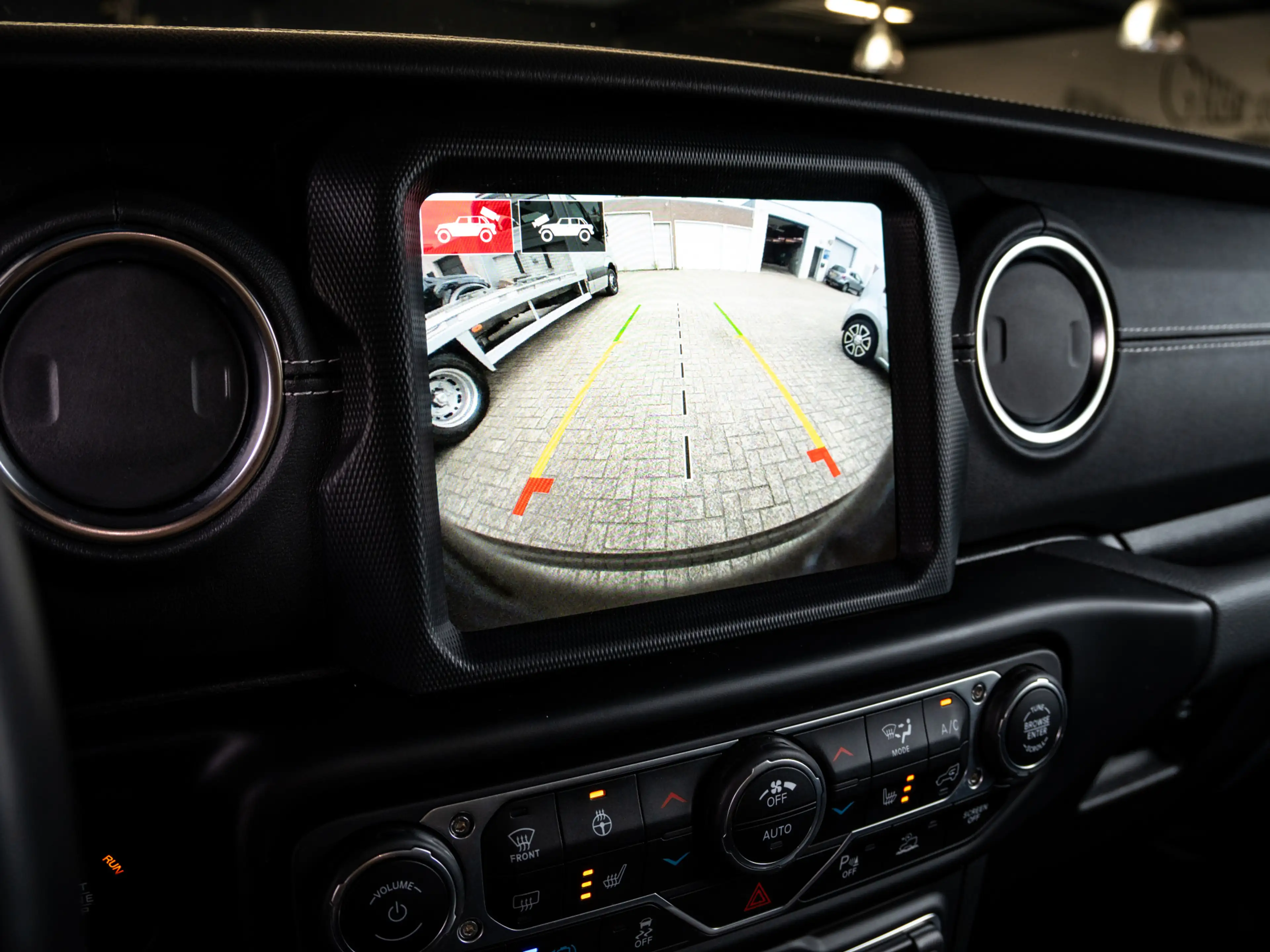 Jeep Wrangler Unlimited 4xe 380 Sahara afneembaar dak|carplay|st — photo 14
