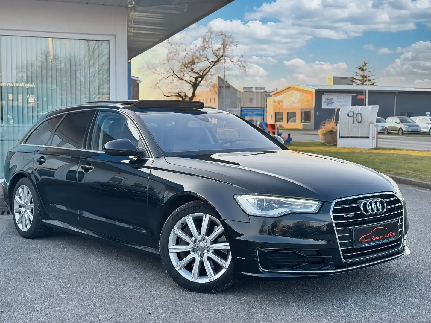 Audi A6 Avant 3.0 TDI quattro AHK PANO KAMERA NAVI Schwarz - 1