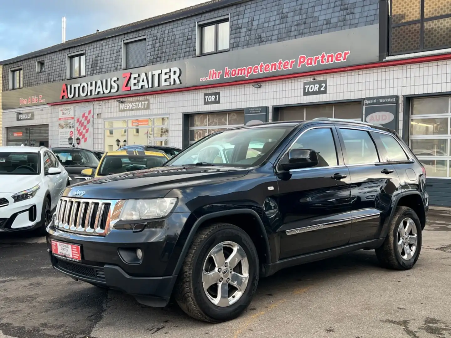 Jeep Grand Cherokee 3.0 CRD Laredo*AUTOMATIK* Schwarz - 2