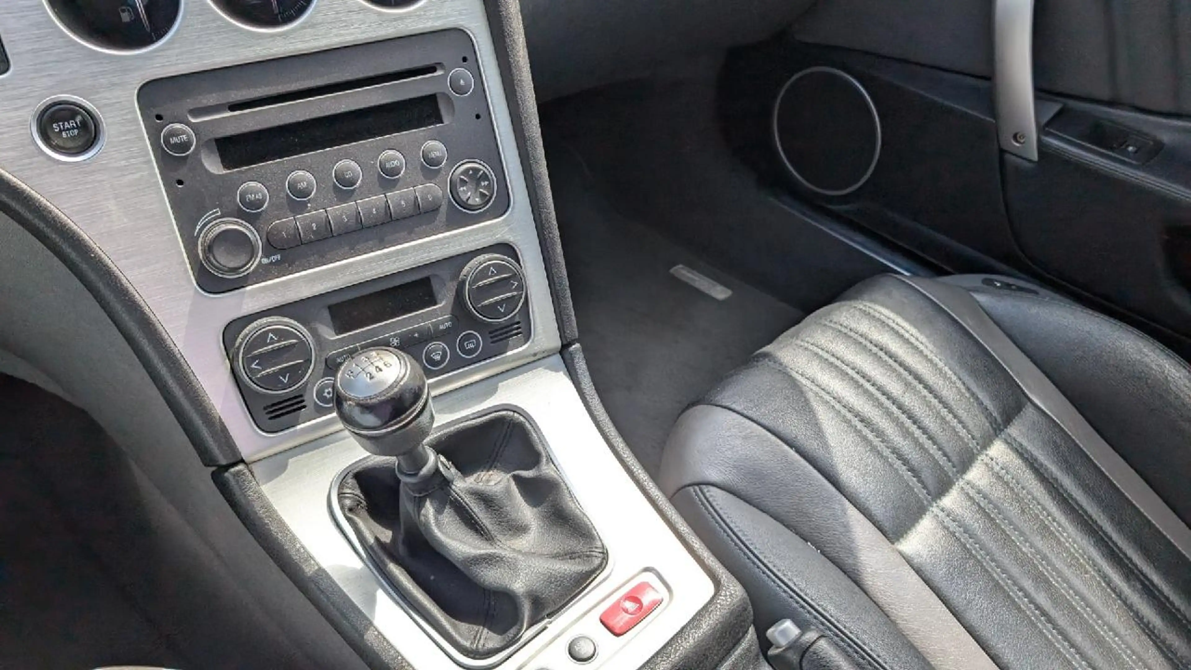 Alfa Romeo Brera 2.2 JTS 16V Sky View — photo 14