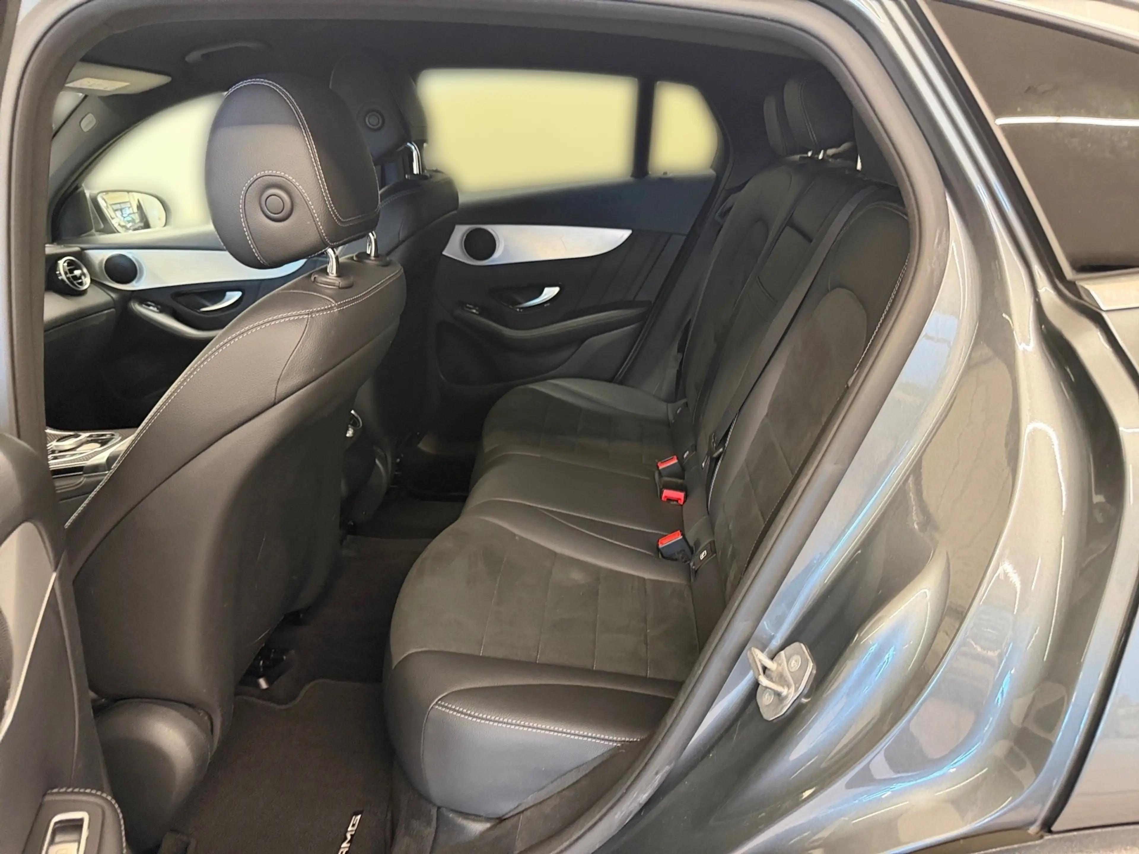 Mercedes-Benz GLC 250 4Matic — photo 7
