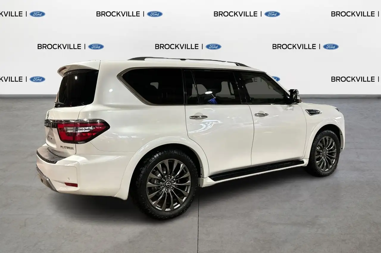 Nissan Armada снимка Nissan Armada