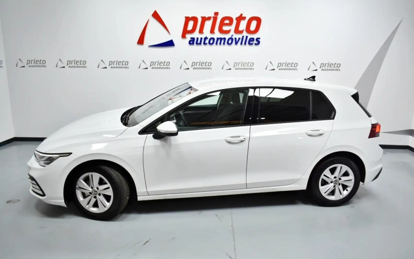 Volkswagen Golf 1.5 eTSI Life DSG 110kW Blanco - 2