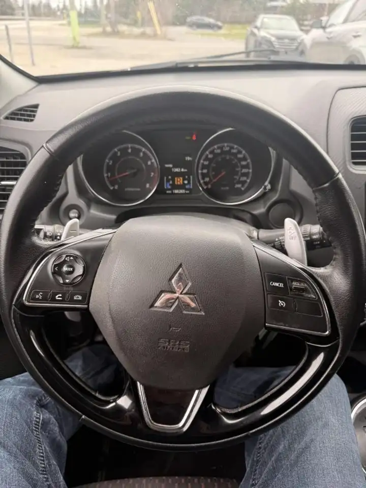 Mitsubishi RVR снимка Mitsubishi RVR