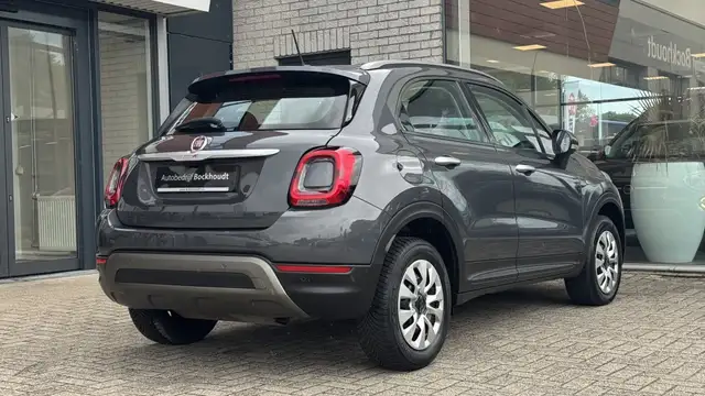 Fiat 500X view 6