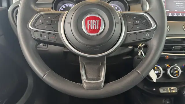 Fiat 500X view 13