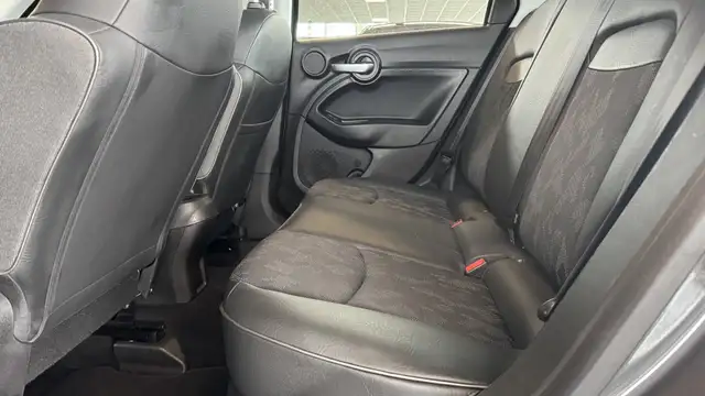 Fiat 500X view 12