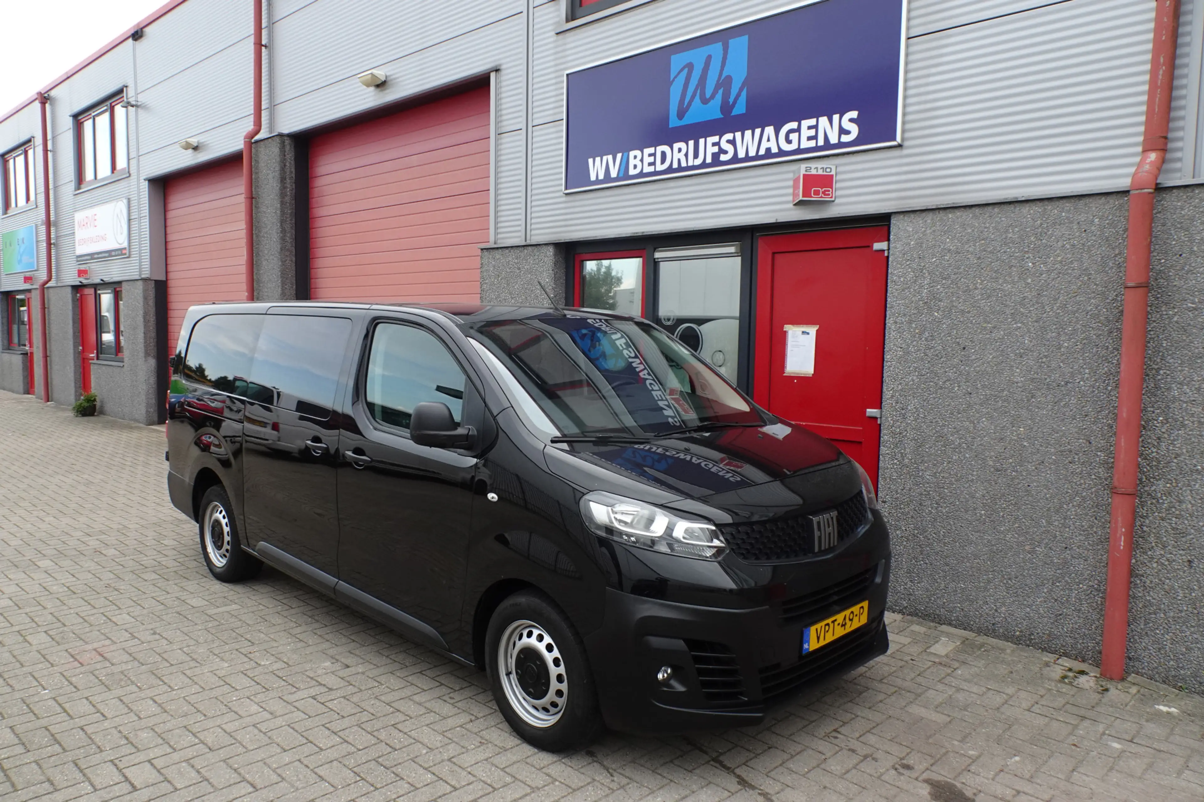 Fiat Scudo 2.0 MultiJet L3H1 DC Business Pro+ 5zitter — photo 4