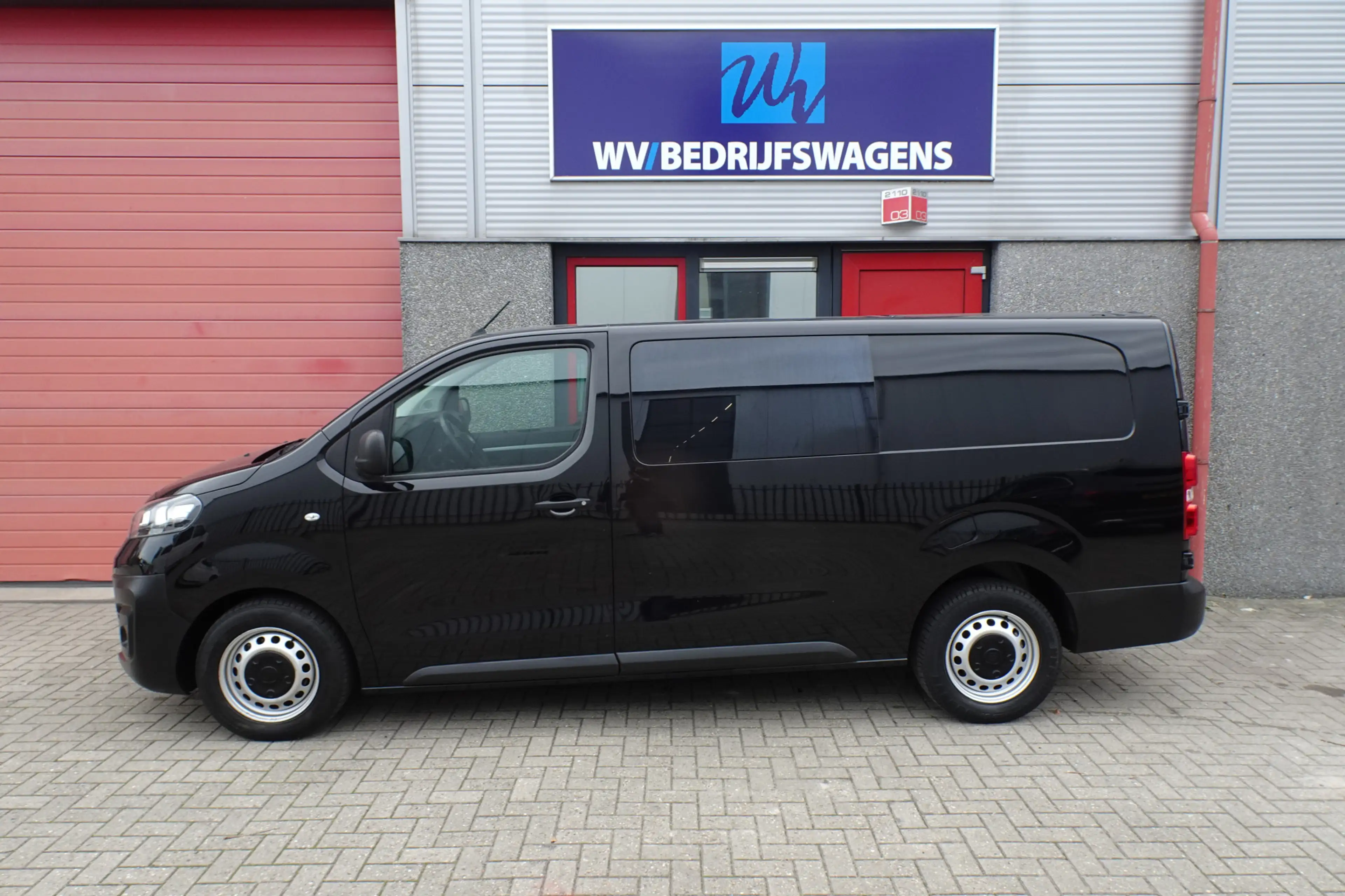 Fiat Scudo 2.0 MultiJet L3H1 DC Business Pro+ 5zitter — photo 6