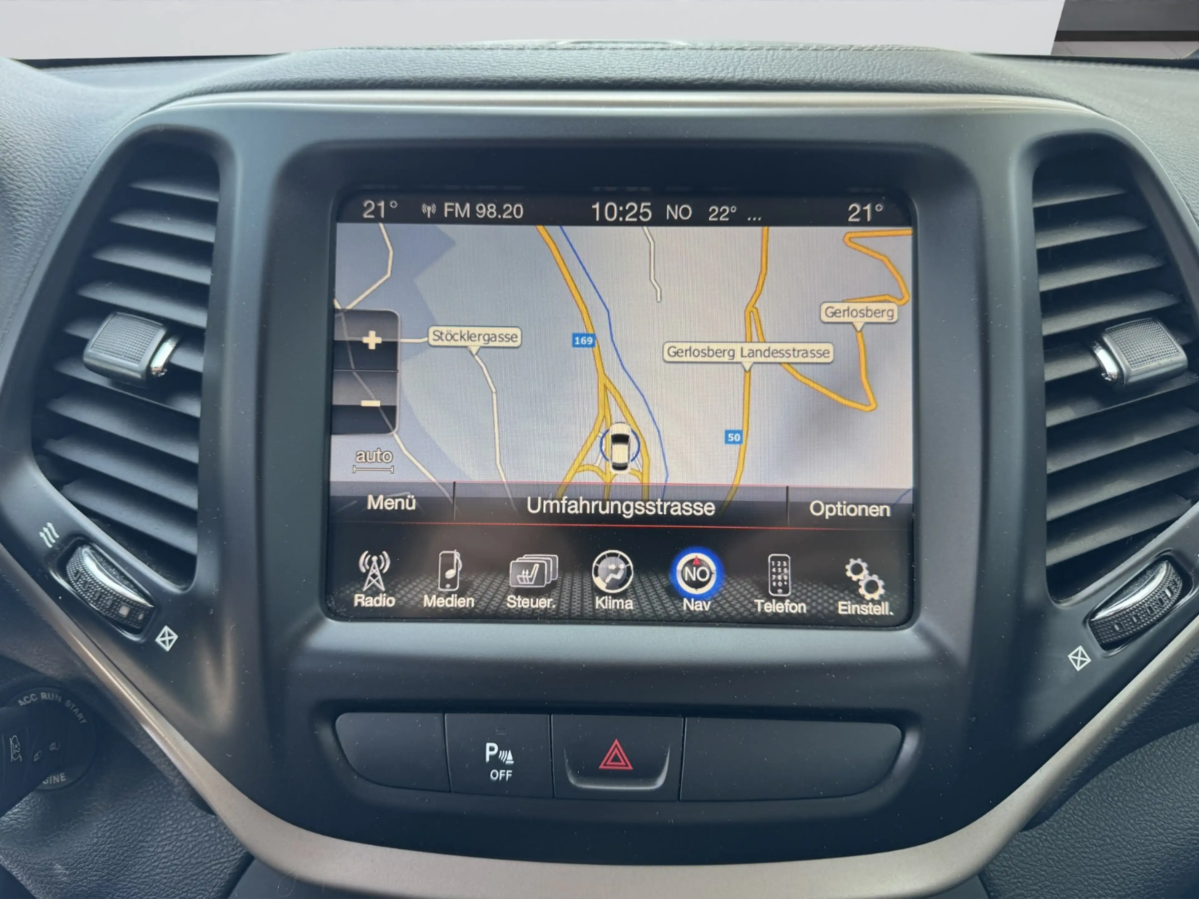 Jeep Cherokee 2.2 MultiJet II AWD Longitude — photo 19