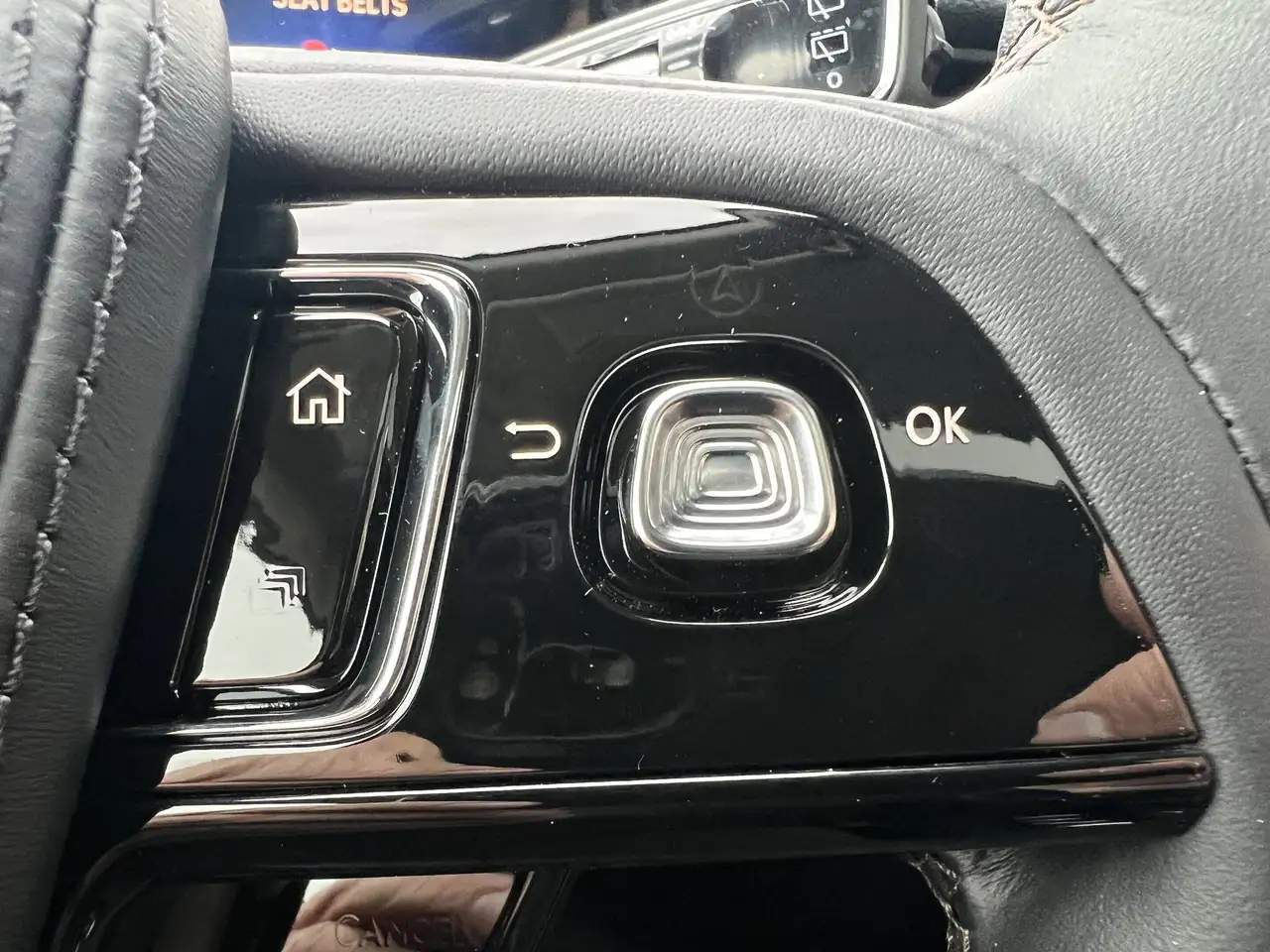 Lincoln Aviator снимка Lincoln Aviator