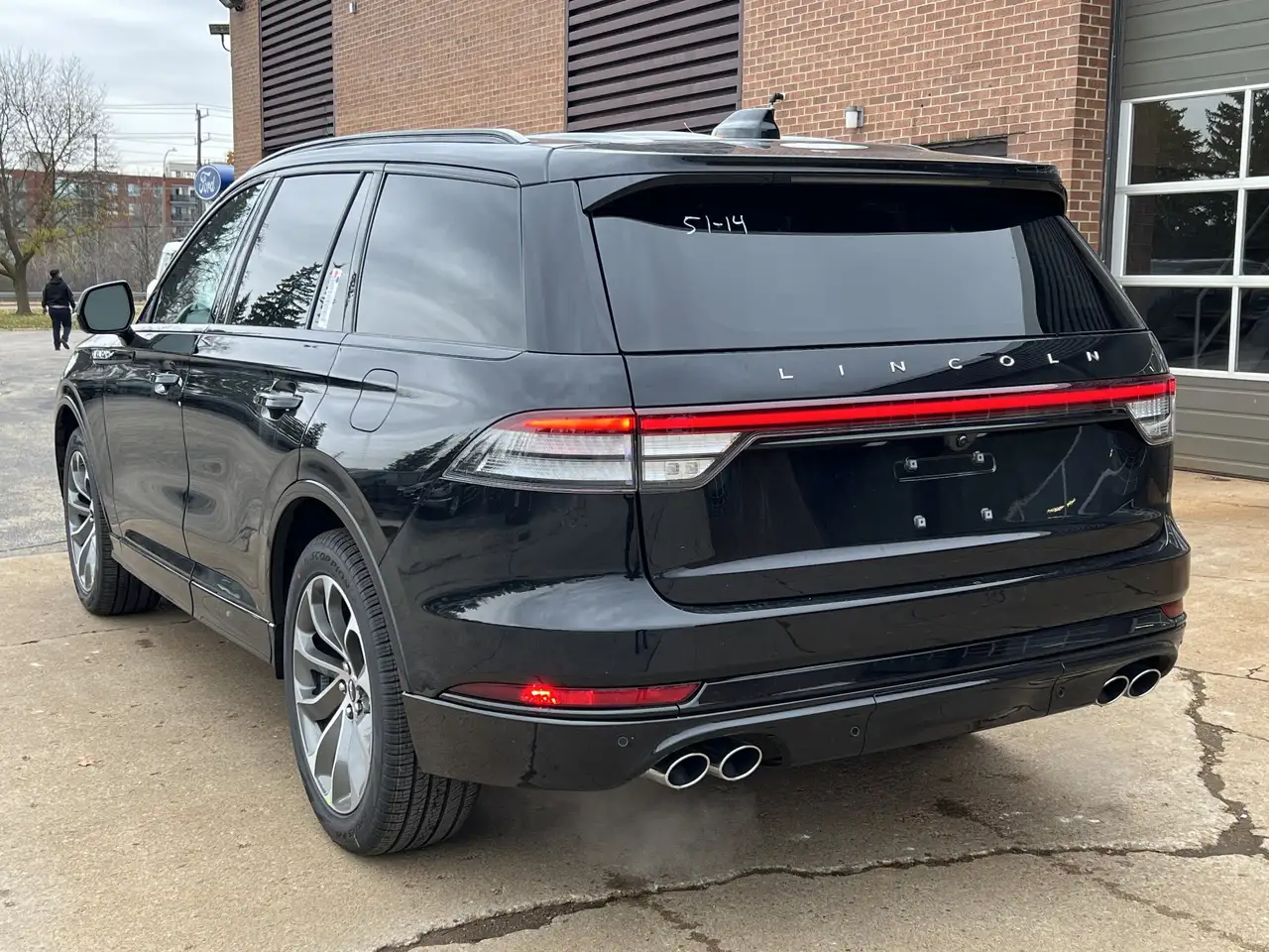 Lincoln Aviator снимка Lincoln Aviator