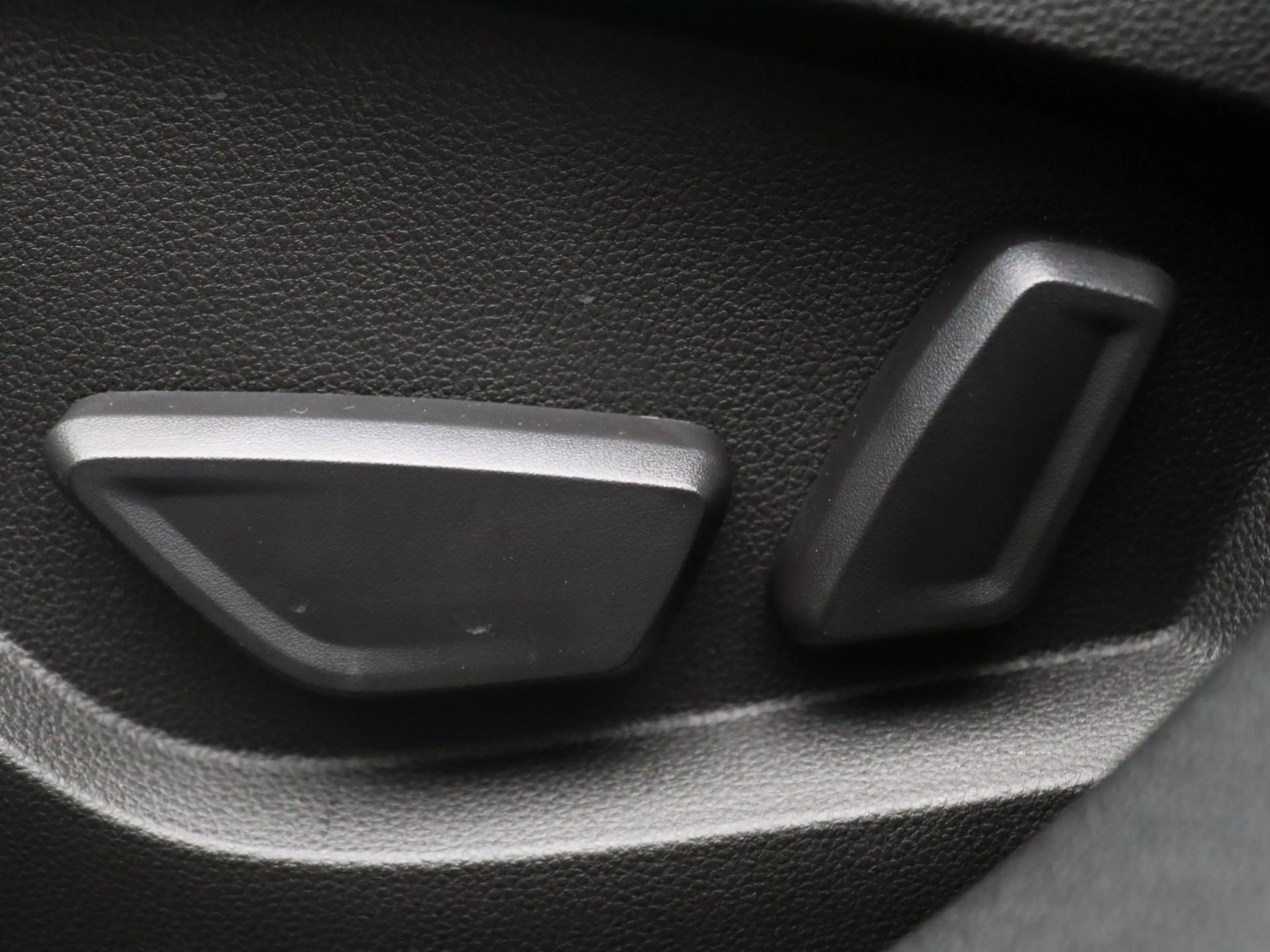 Mitsubishi Grandis 160pk HEV Instyle Apple Carplay/Android Auto | Cli — photo 26