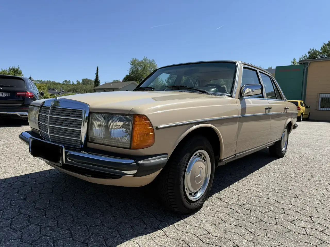 Mercedes-Benz 230 W123 Restauriert H- Kennzeichen Tausch Möglich, foto 5