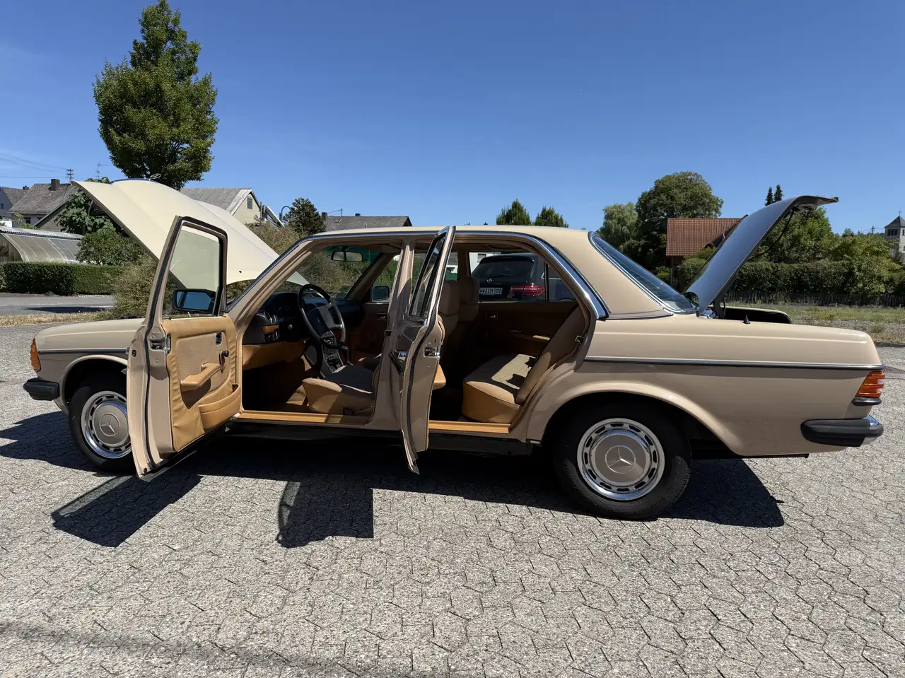 Mercedes-Benz 230 W123 Restauriert H- Kennzeichen Tausch Möglich, foto 10