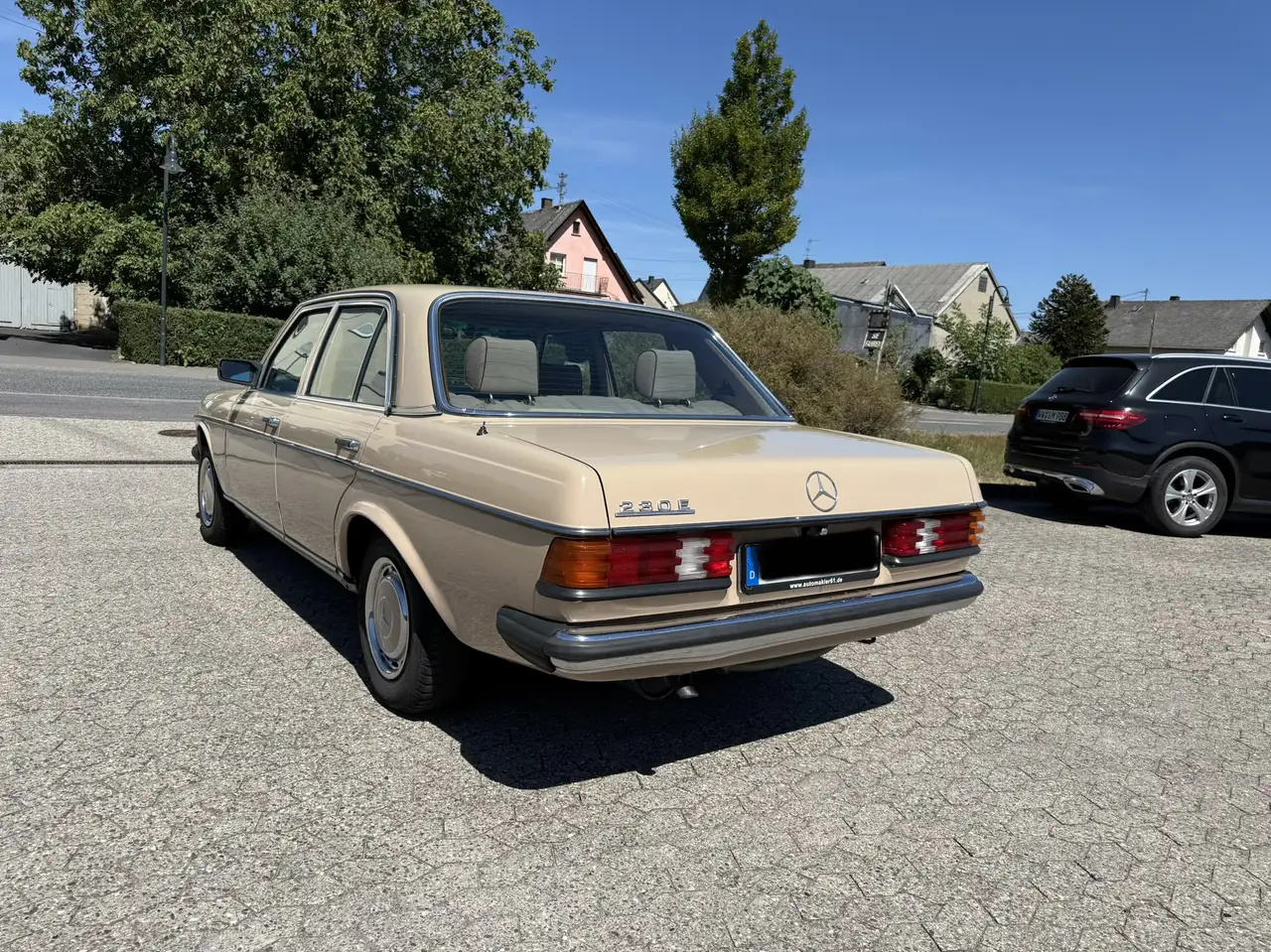 Mercedes-Benz 230 W123 Restauriert H- Kennzeichen Tausch Möglich, foto 7