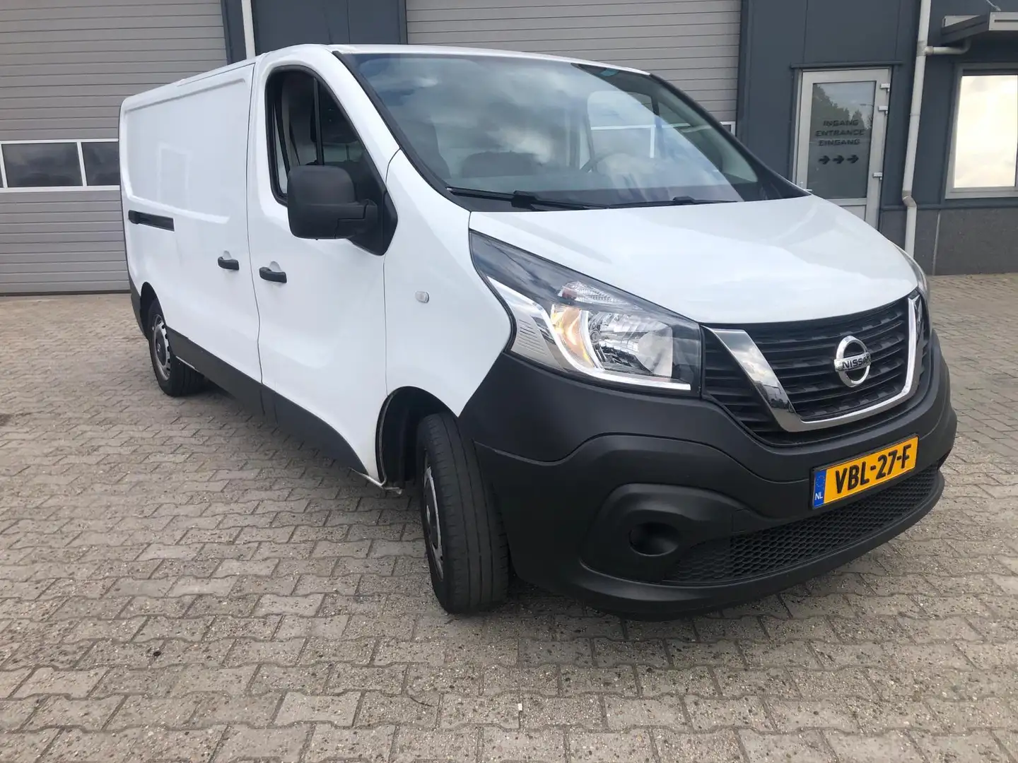 Nissan NV300 1.6 dCi 125 L2H1 Acenta S&S Wit - 2