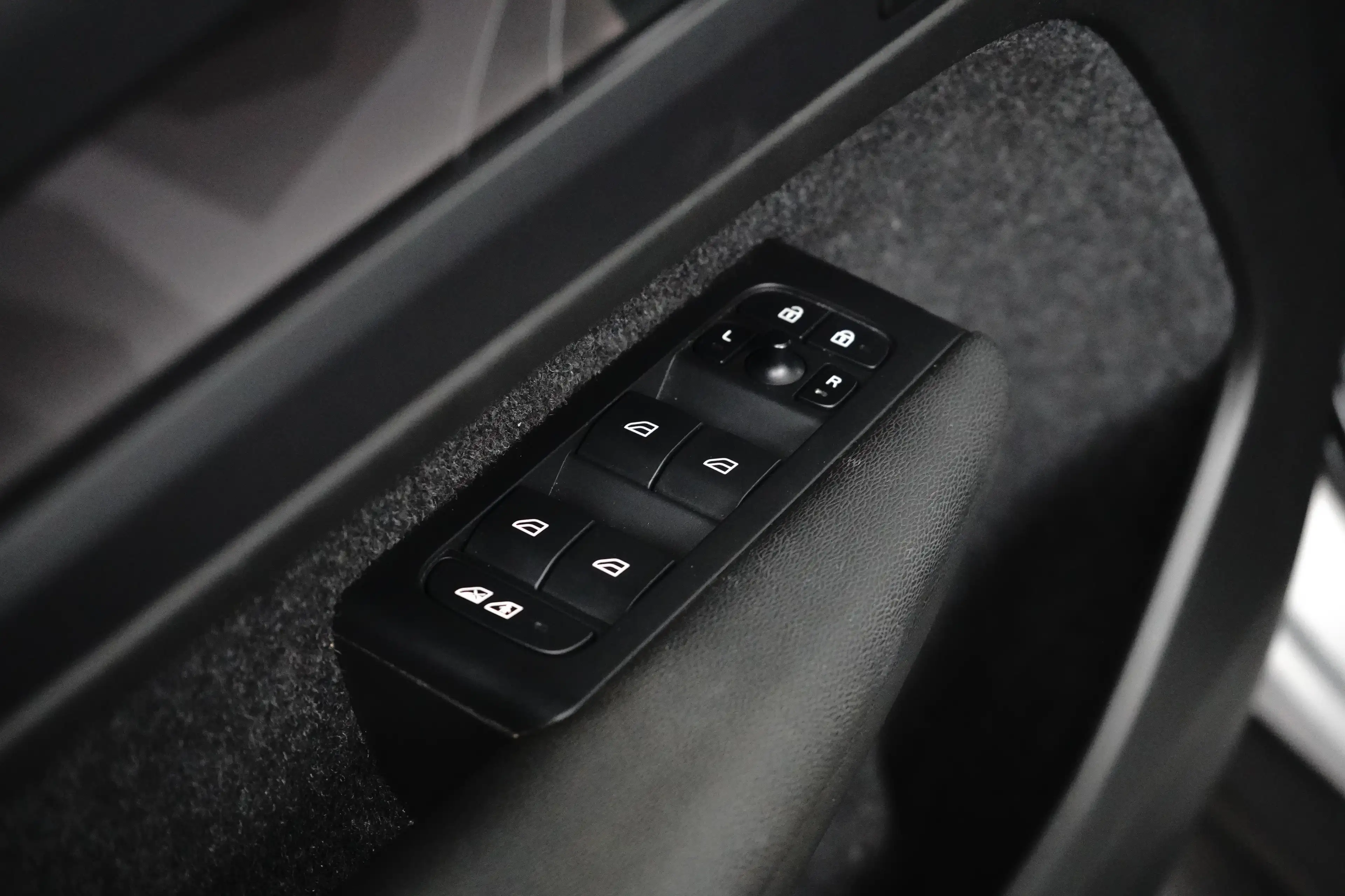 Volvo XC40 1.5 T5 Ultimate Dark | Pano | Memory | Trekhaak | — photo 23