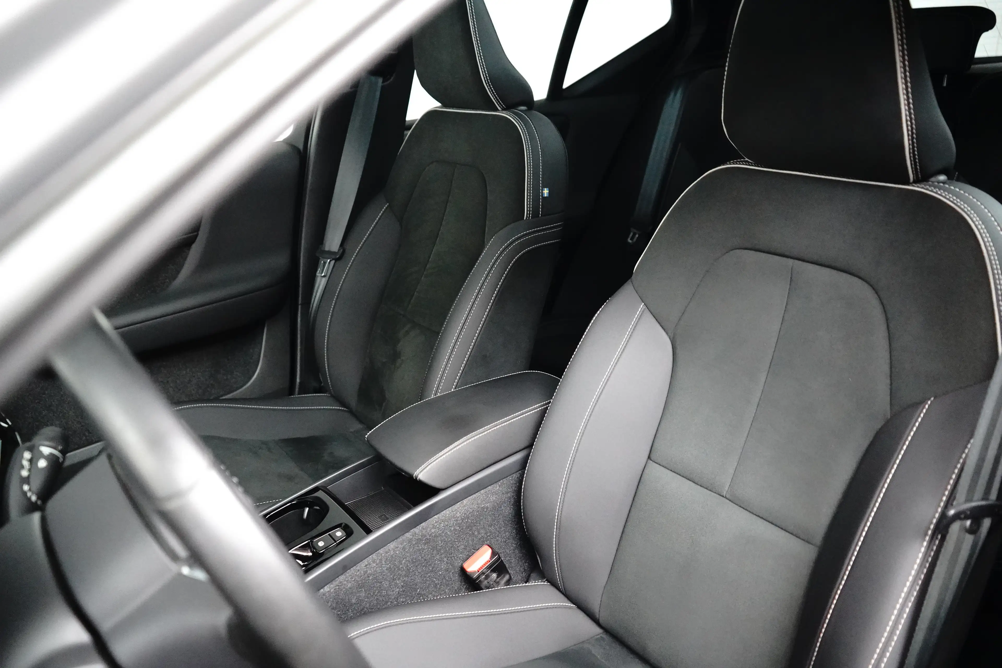 Volvo XC40 1.5 T5 Ultimate Dark | Pano | Memory | Trekhaak | — photo 21
