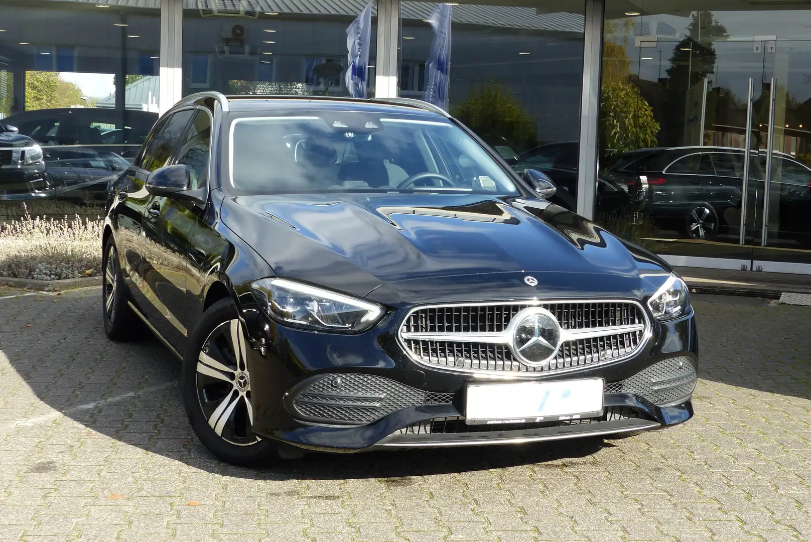 Mercedes-Benz C 220 T d Aut. AHK Navi virtl. App Teilleder Kamera Noir - 1