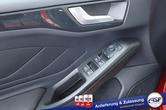 Ford Focus view 14