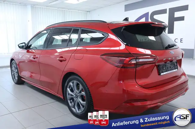 Ford Focus view 9