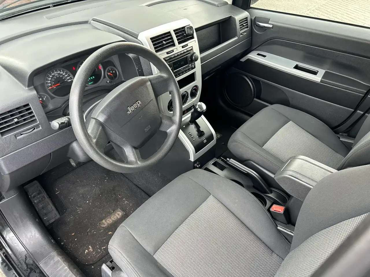 Jeep Compass снимка Jeep Compass