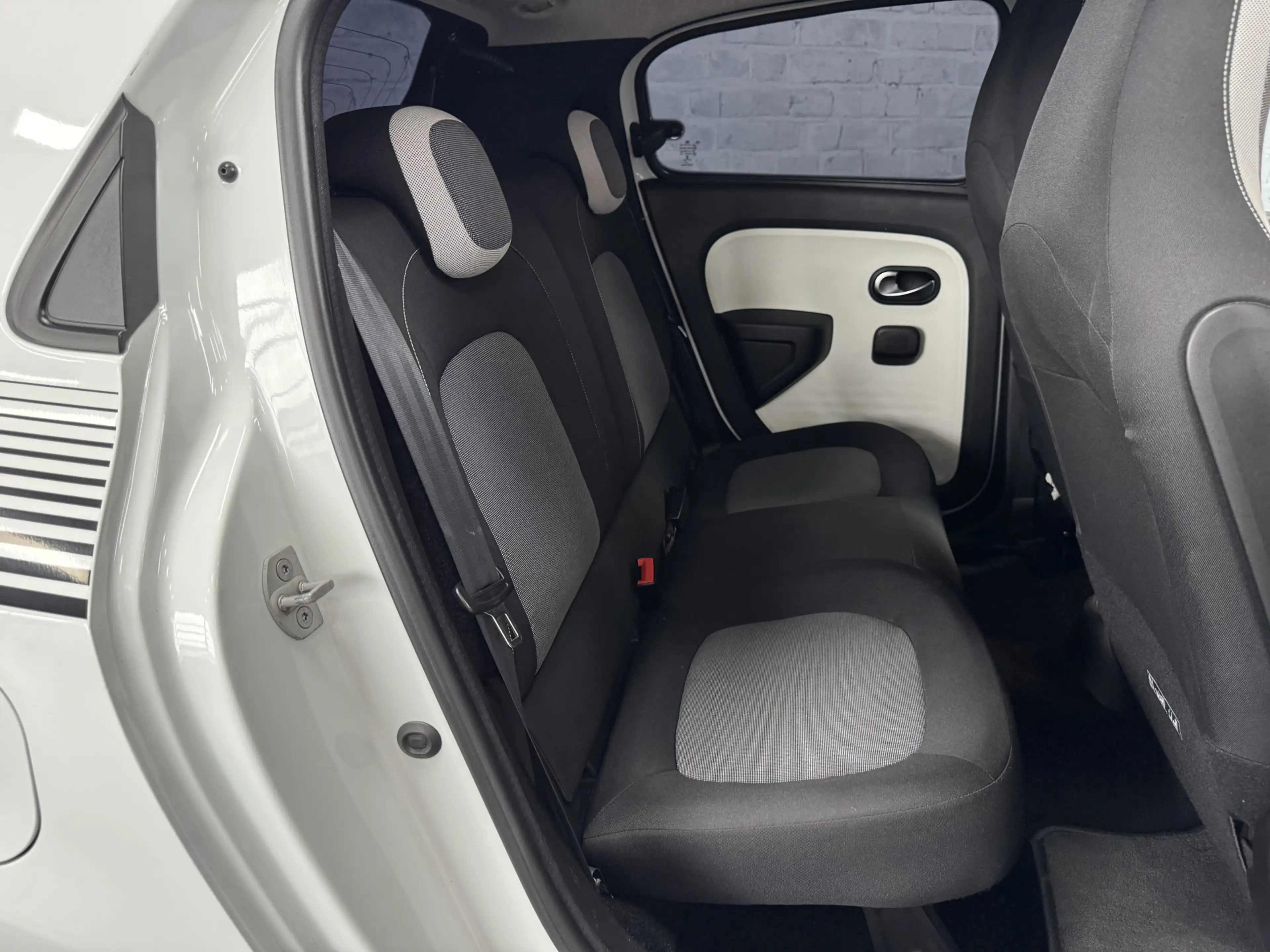 Renault Twingo 1.0 SCe Collection Airco Cruise Bluetooth — photo 13