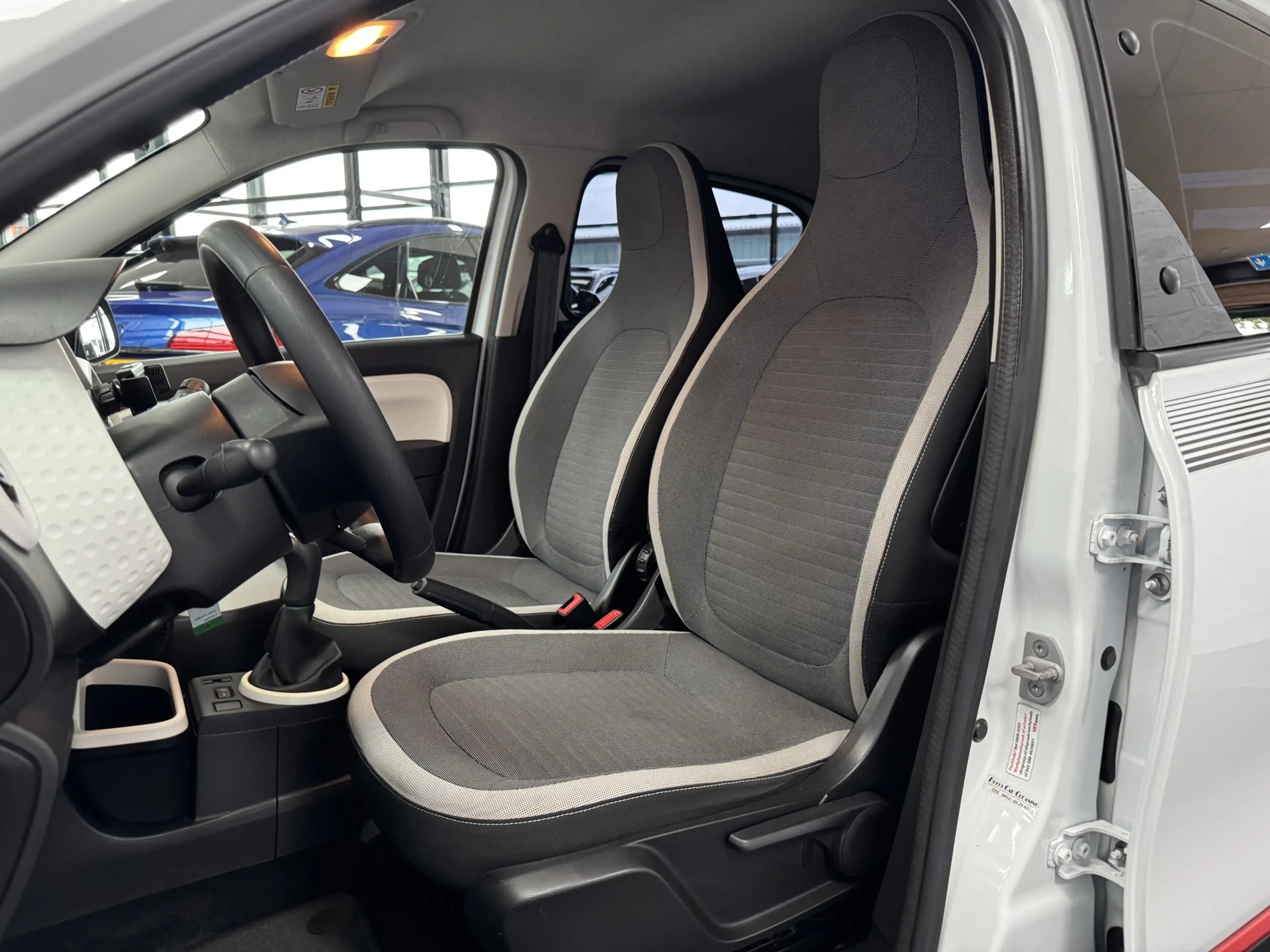 Renault Twingo 1.0 SCe Collection Airco Cruise Bluetooth — photo 4