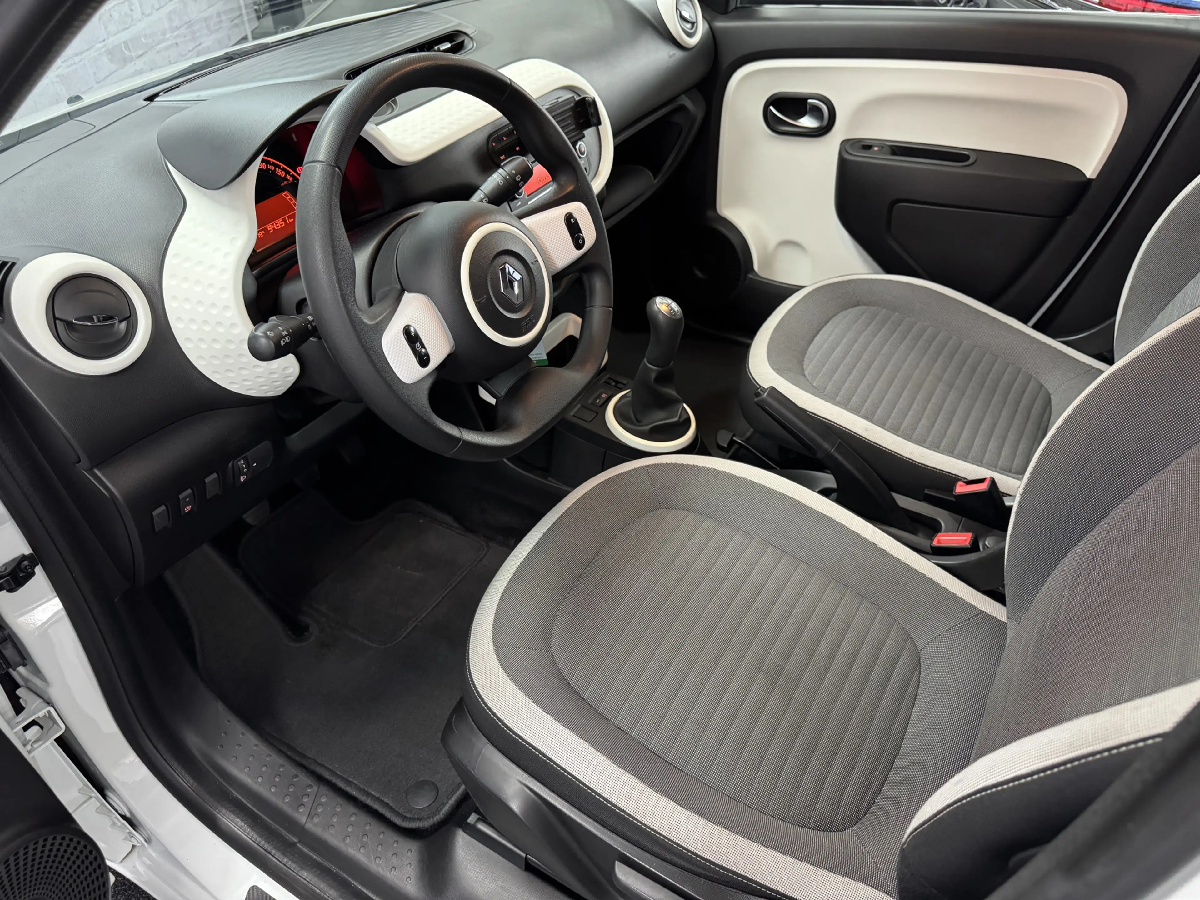 Renault Twingo 1.0 SCe Collection Airco Cruise Bluetooth — photo 16