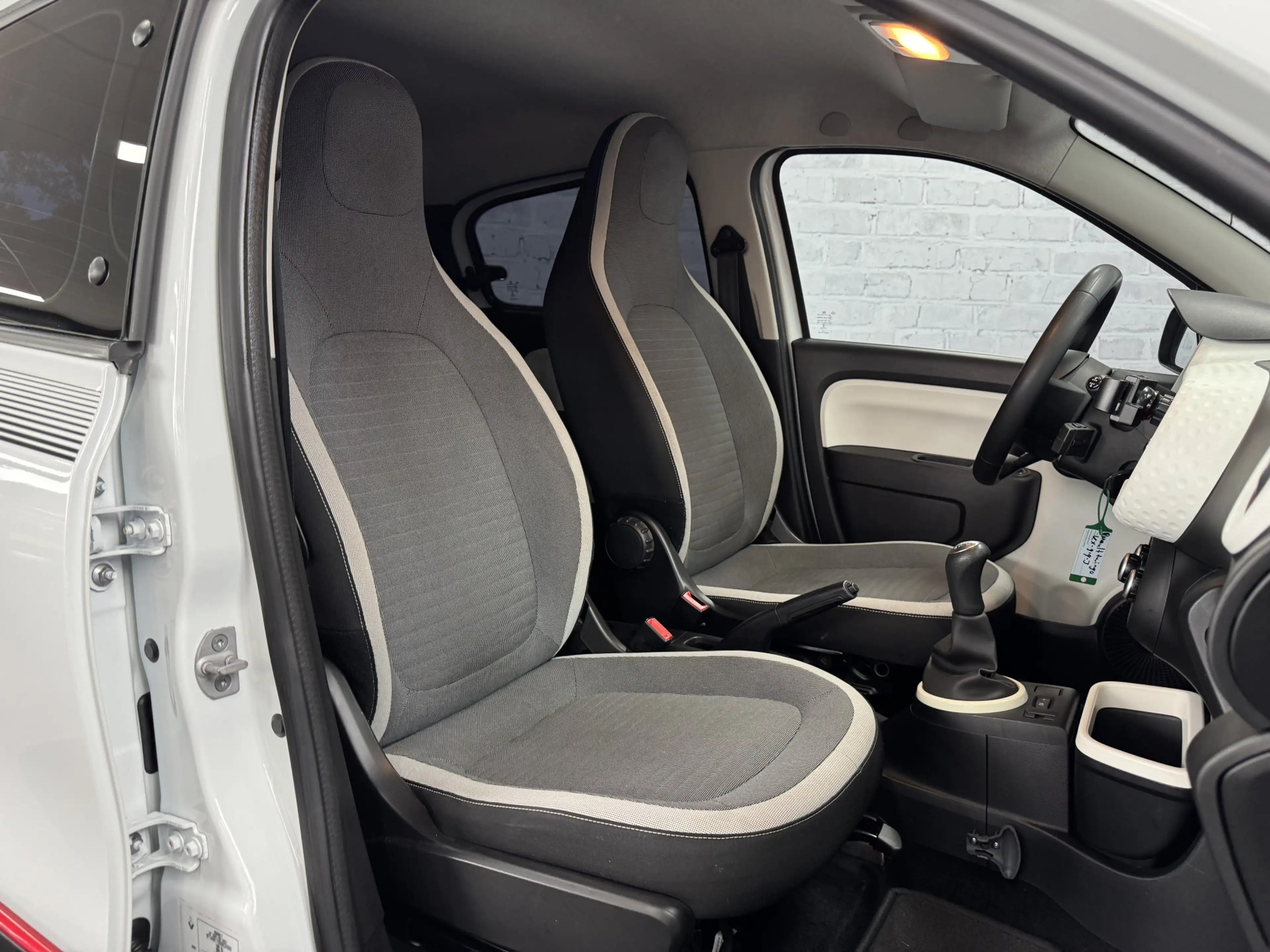 Renault Twingo 1.0 SCe Collection Airco Cruise Bluetooth — photo 15
