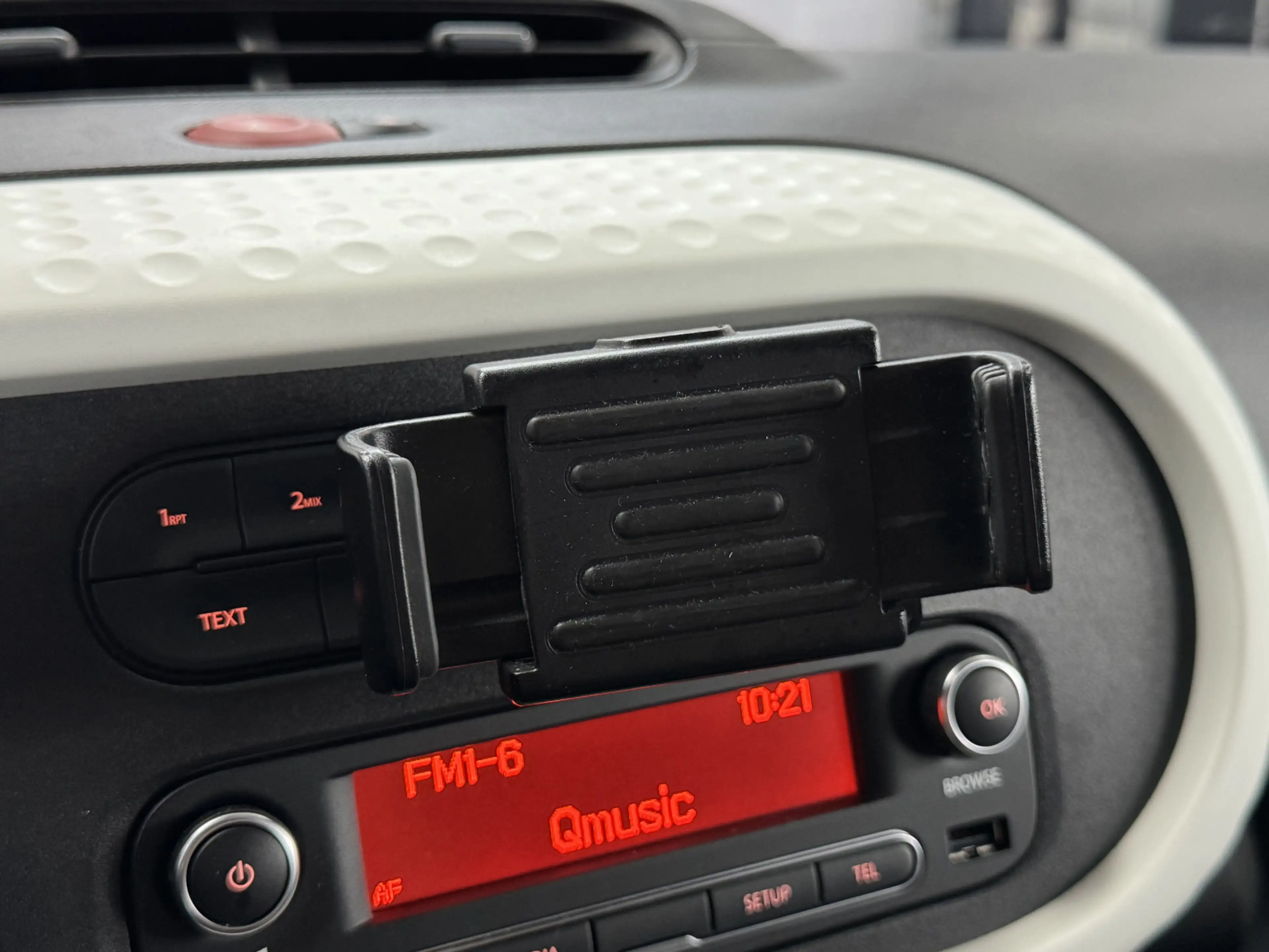 Renault Twingo 1.0 SCe Collection Airco Cruise Bluetooth — photo 25