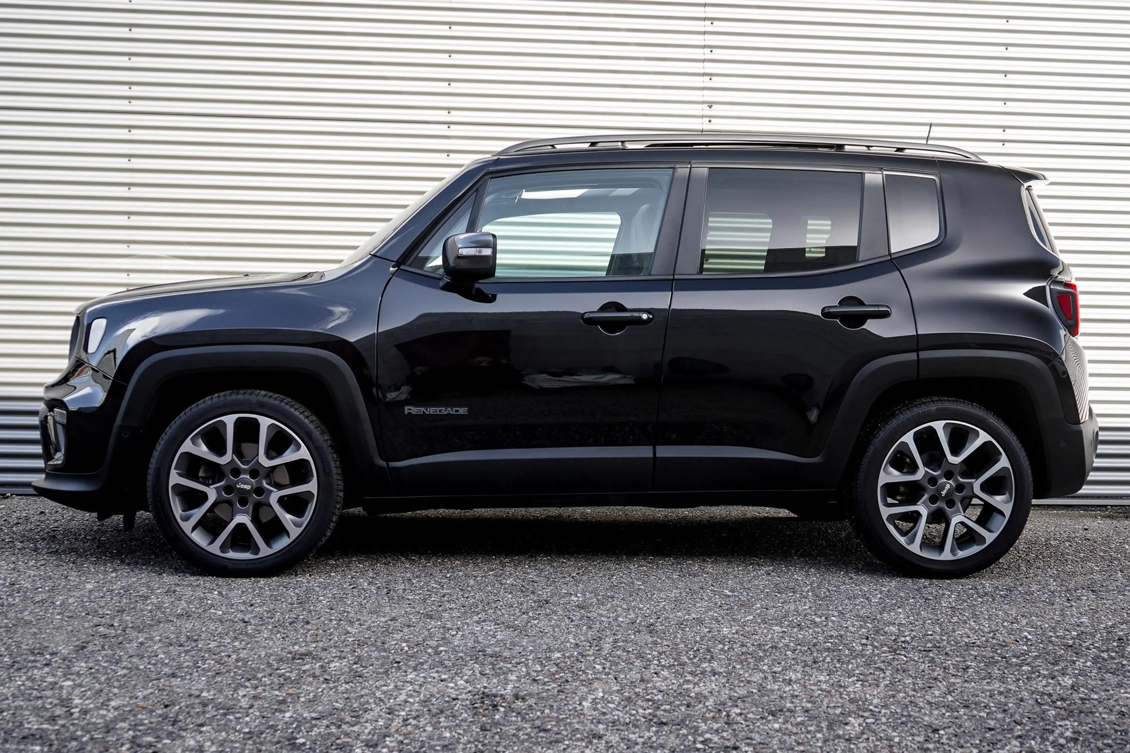 Jeep Renegade 1.5T e-Hybrid S / Nederlandse Auto / Eerste Eigena — photo 3