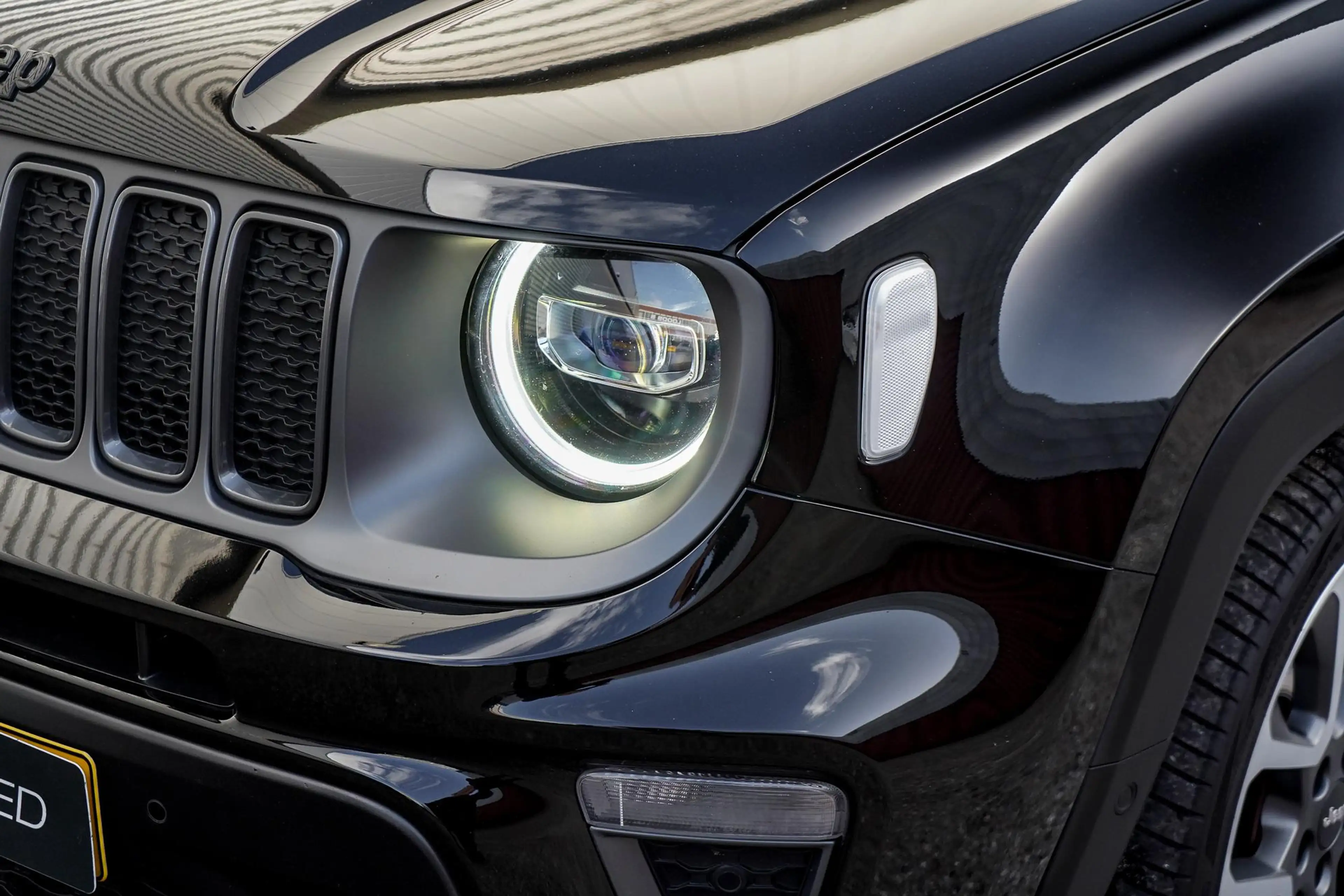 Jeep Renegade 1.5T e-Hybrid S / Nederlandse Auto / Eerste Eigena — photo 4
